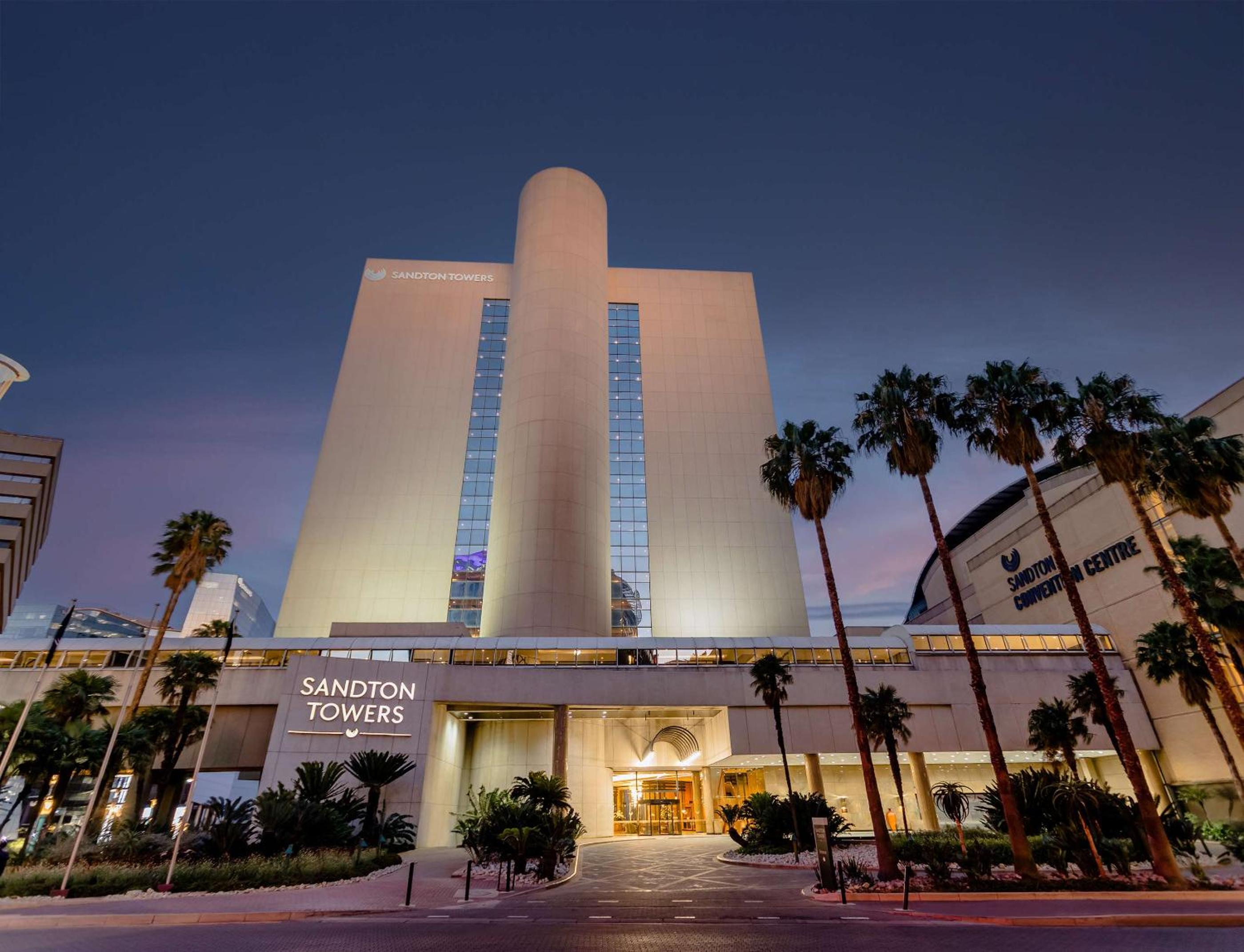 Hotel Sandton Sun and Towers - Image 1
