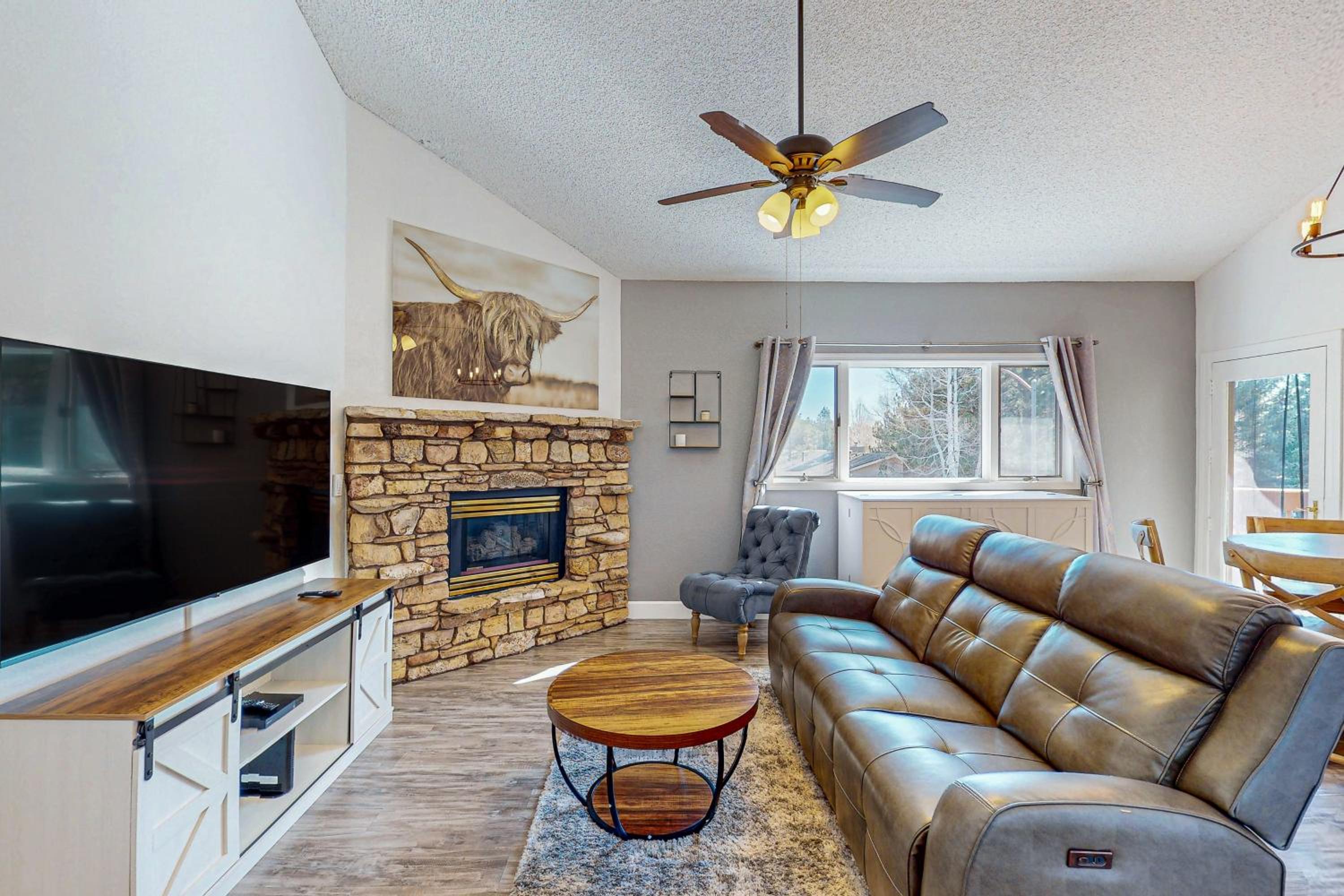 Near Hiking and Biking! Flagstaff Condo with Grill