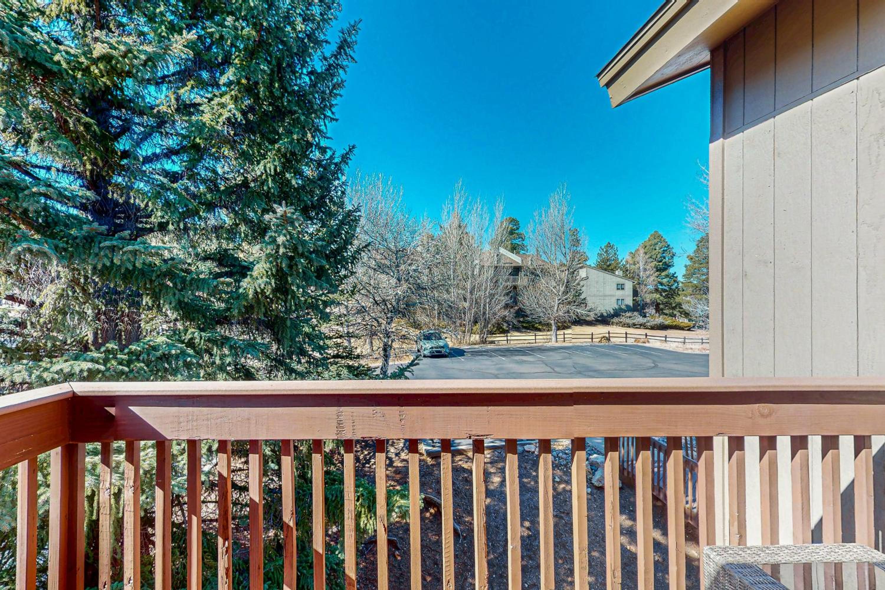 Near Hiking and Biking! Flagstaff Condo with Grill