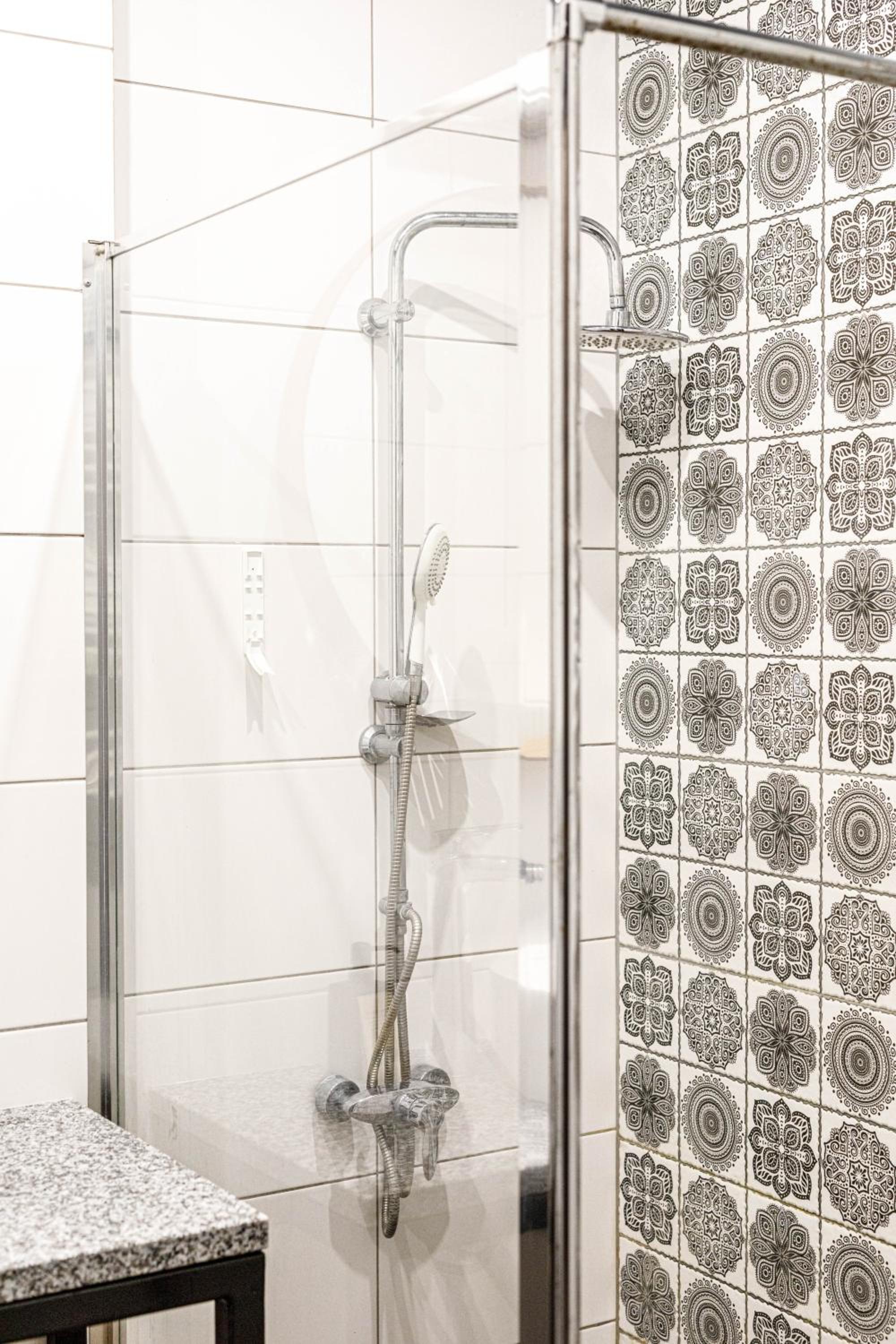 Golden Apartments Wroclaw- Cozy Studio - City Center&K24