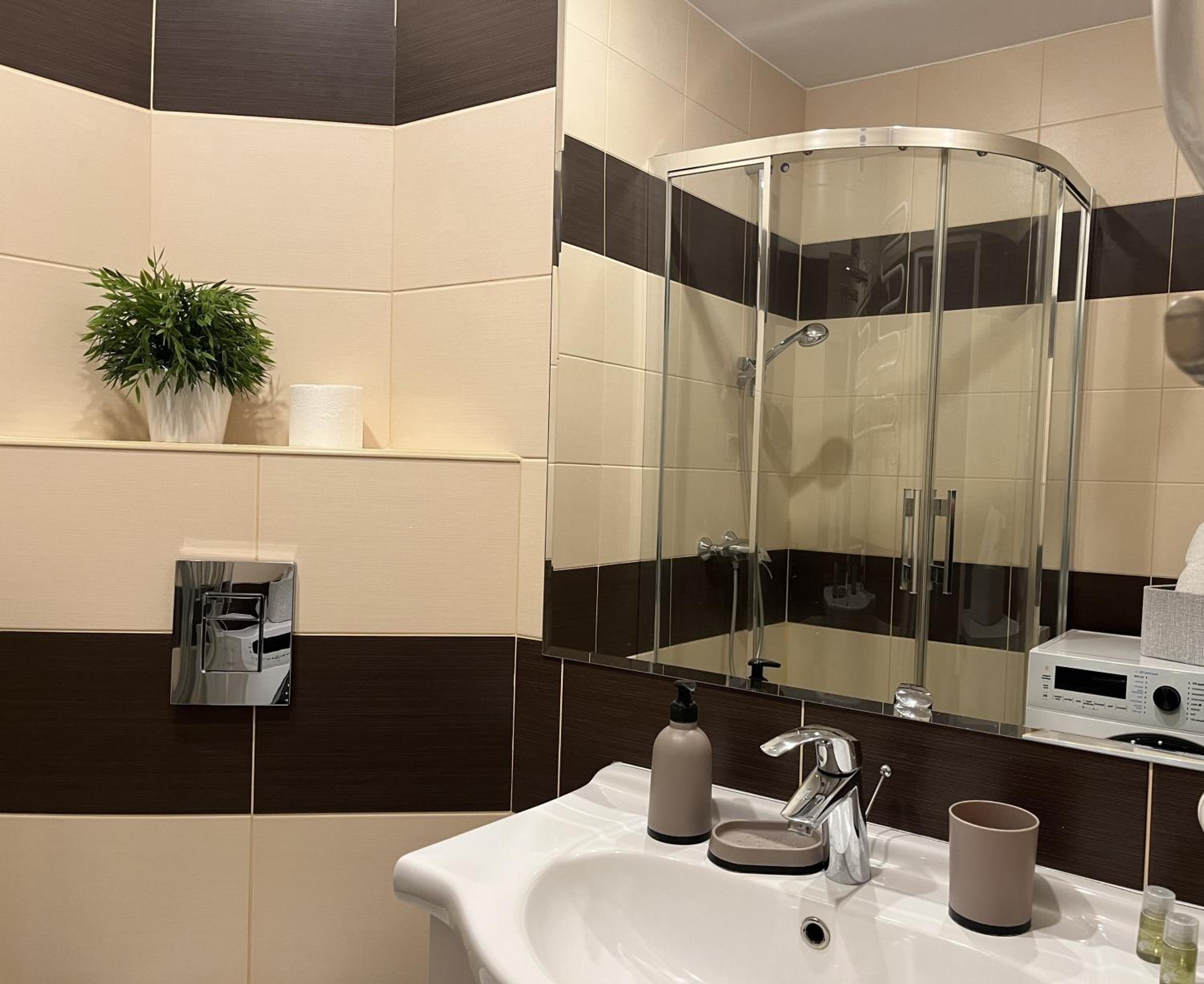 Apartament przy Parku Czartoryskich - Faktury VAT - parking, photo 14