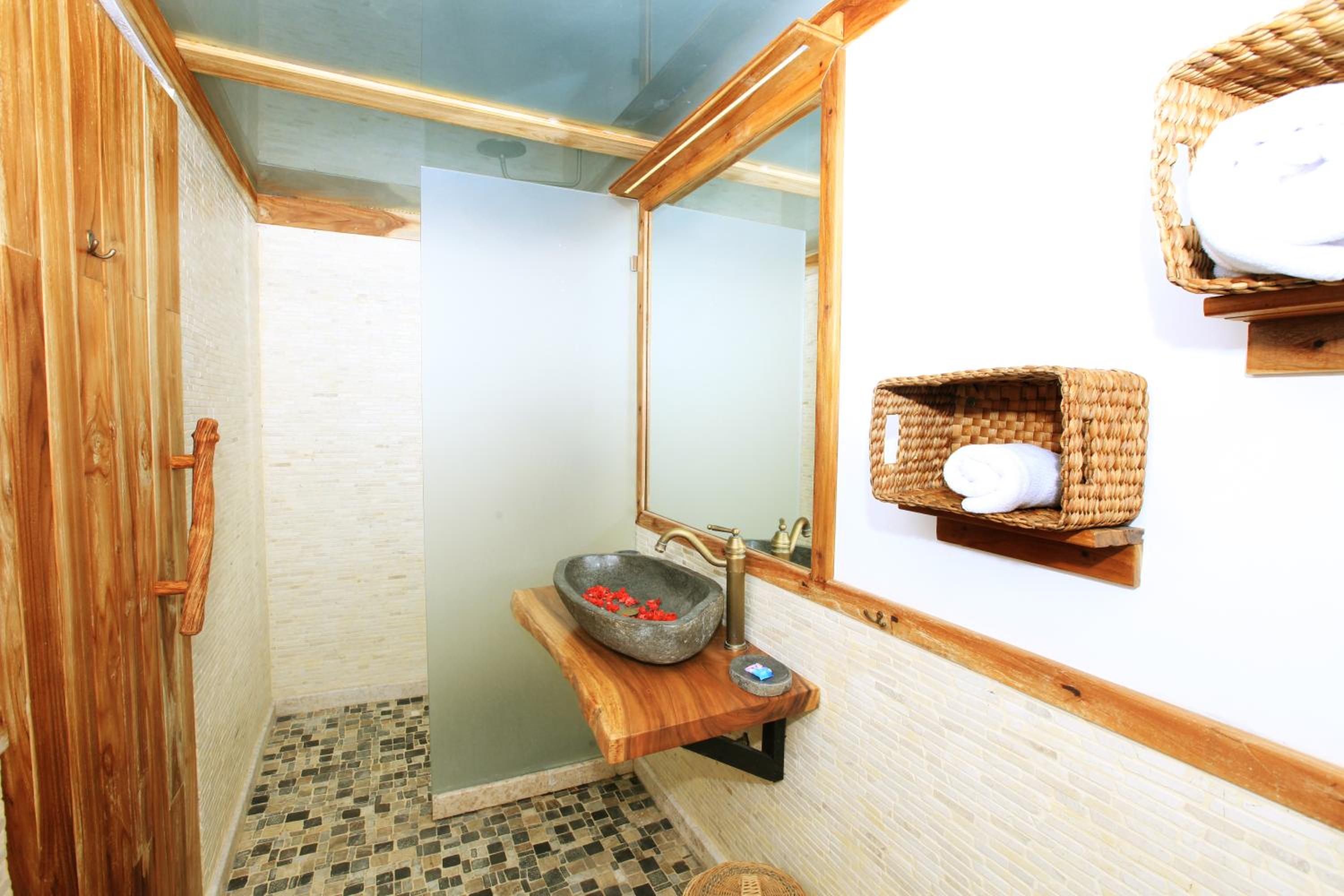 Breezy Point Villas