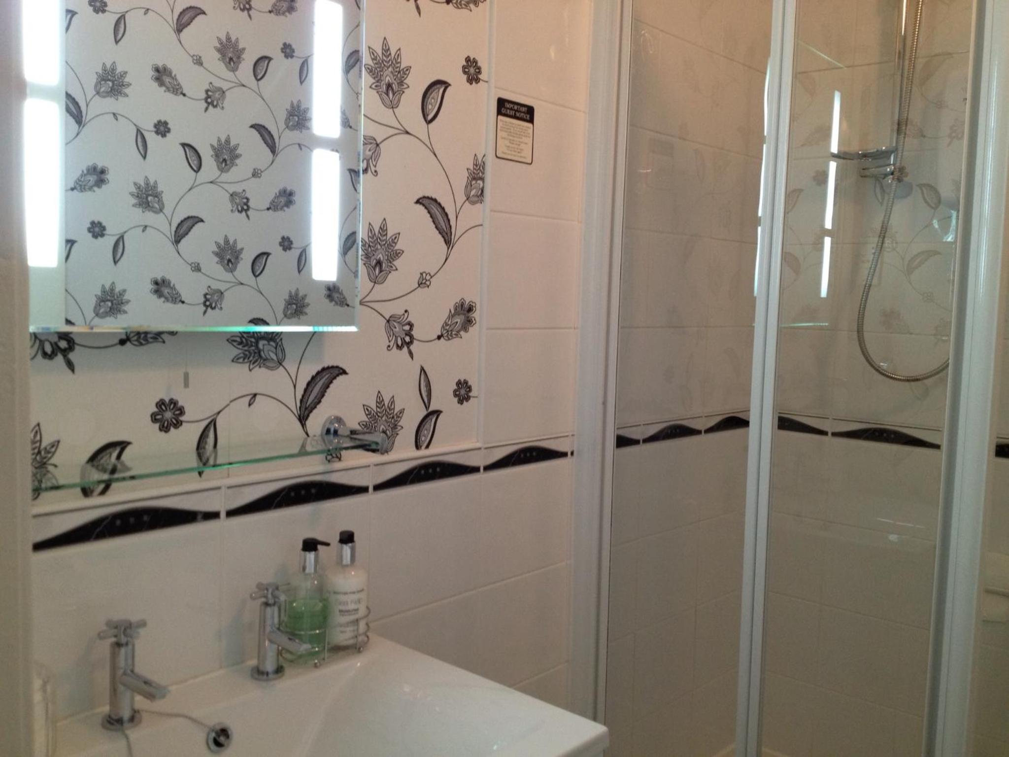 Photo 51