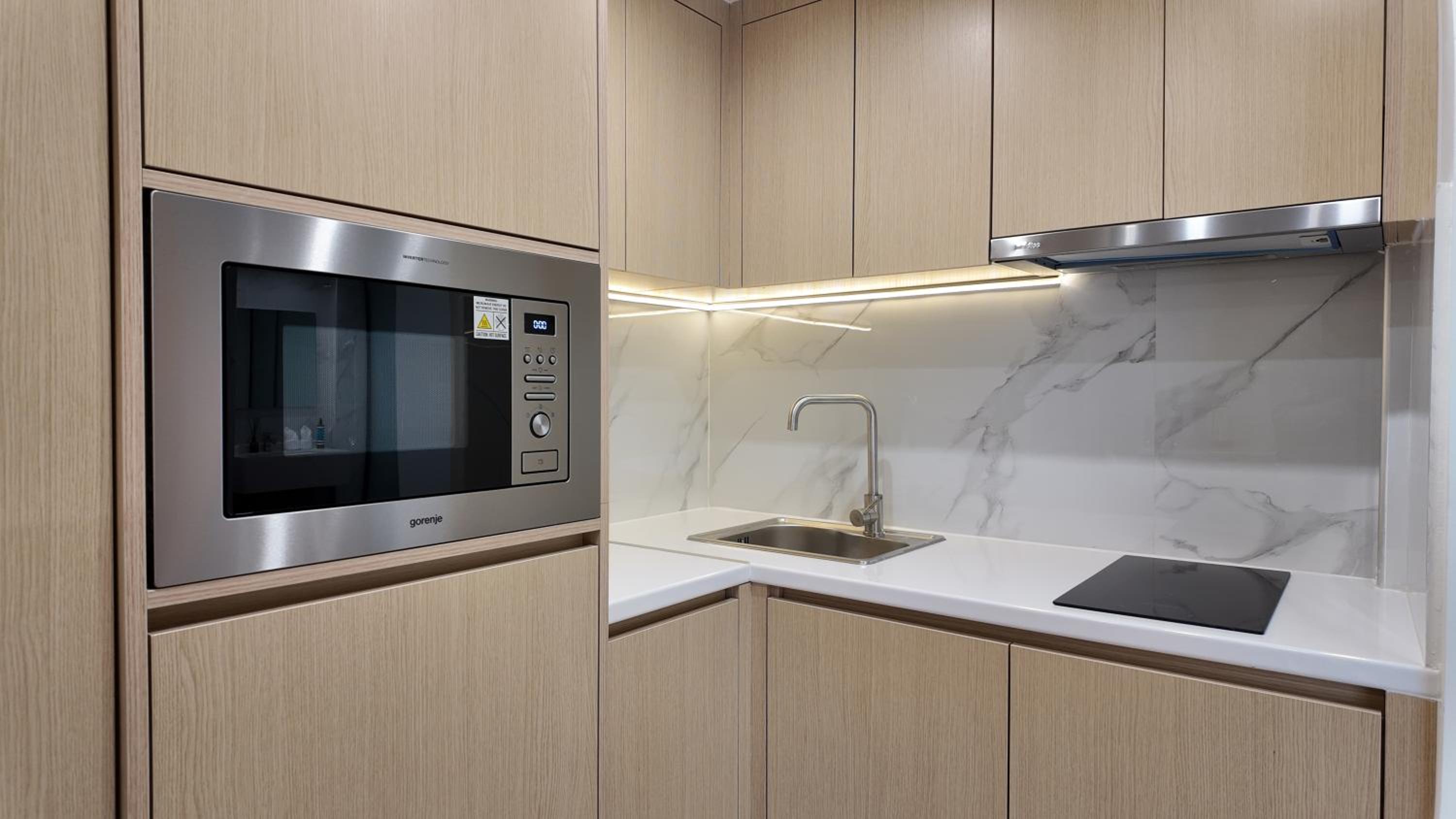 CC LUX Suites in Piraeus Port