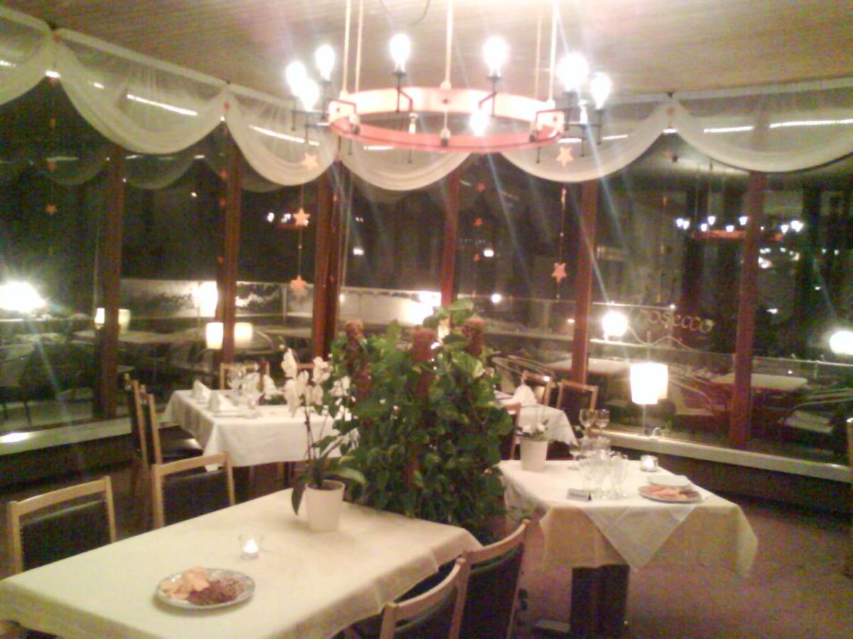 restaurant