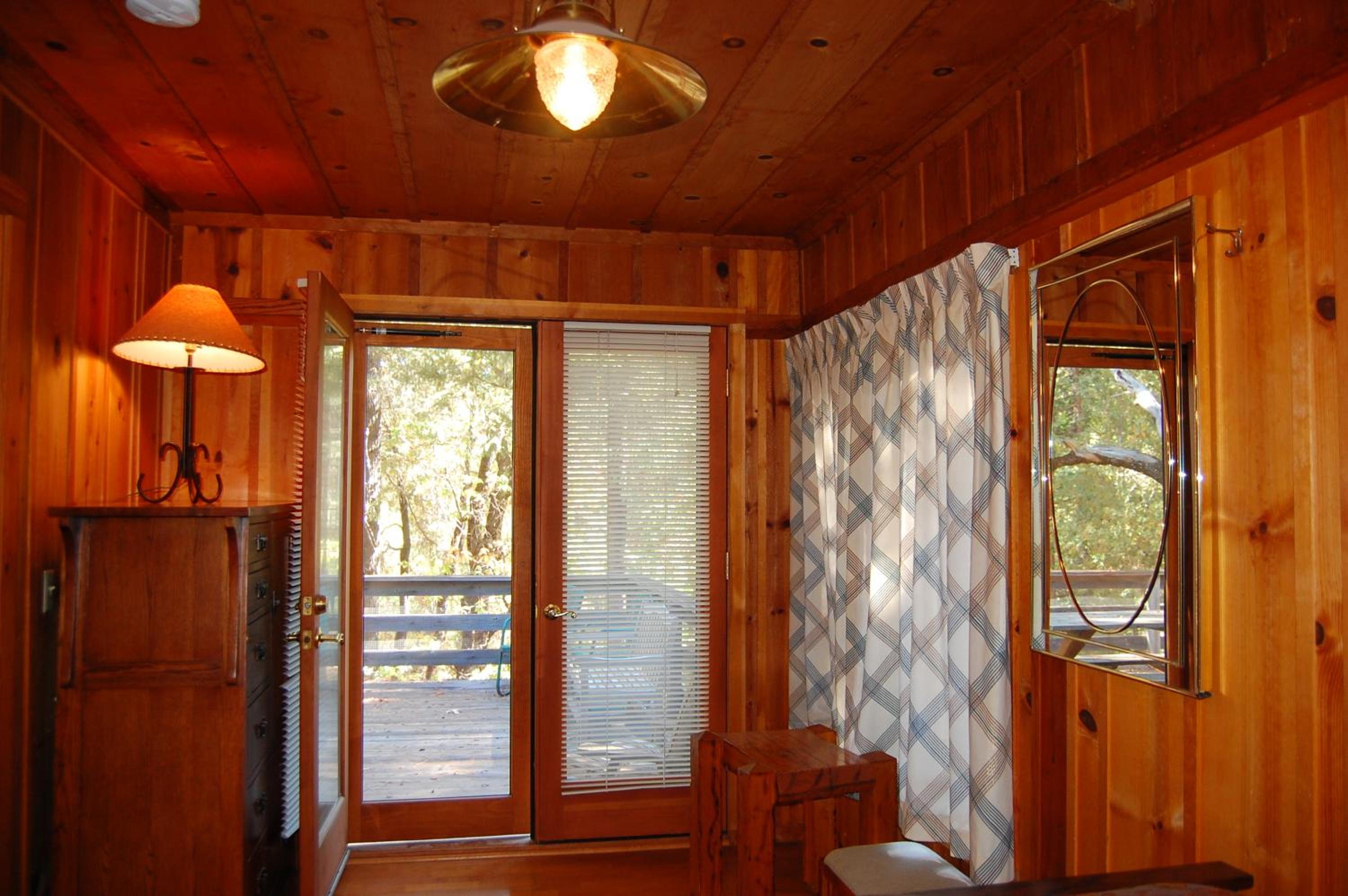 Black Oak Lodge at The Redwoods