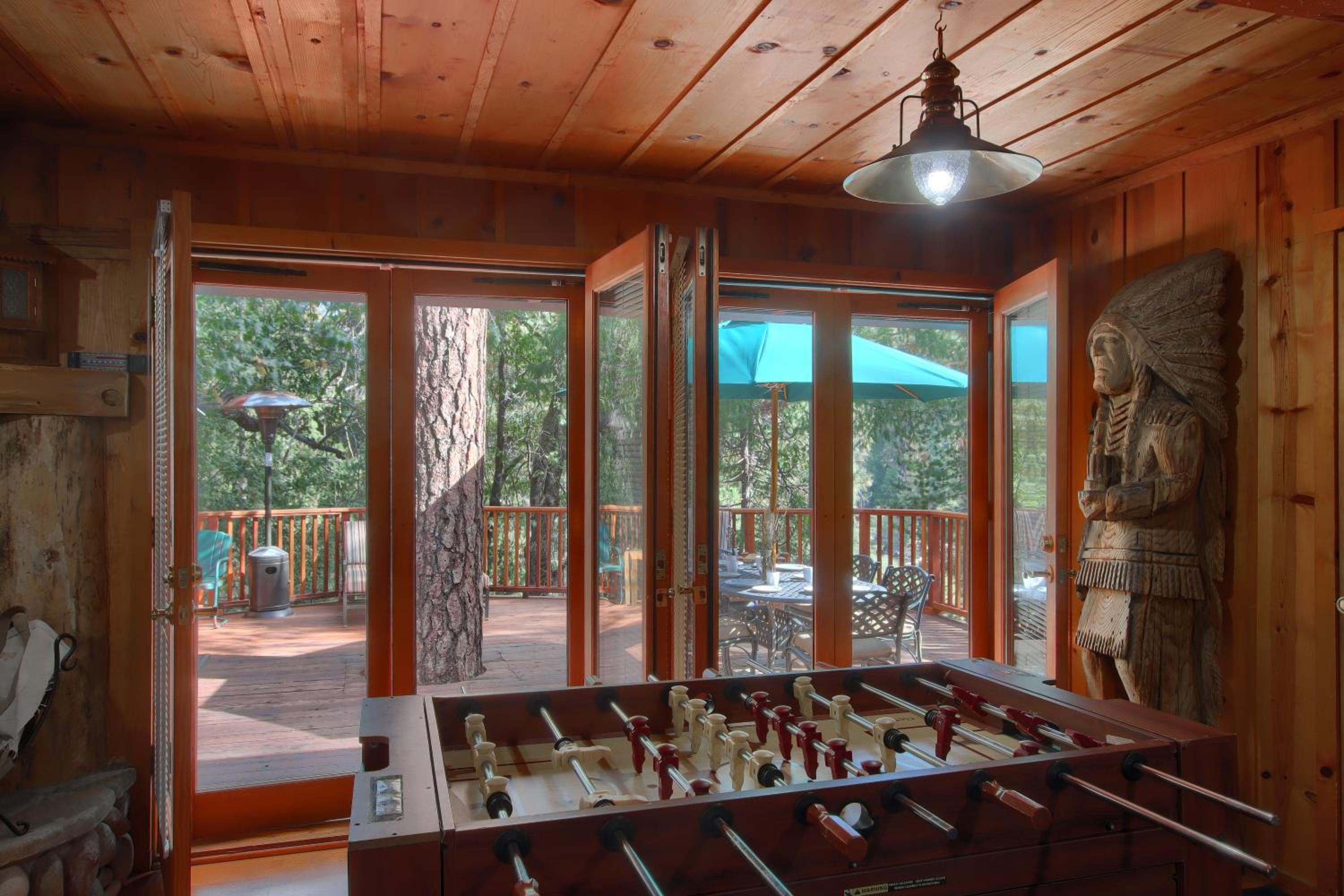 Black Oak Lodge at The Redwoods