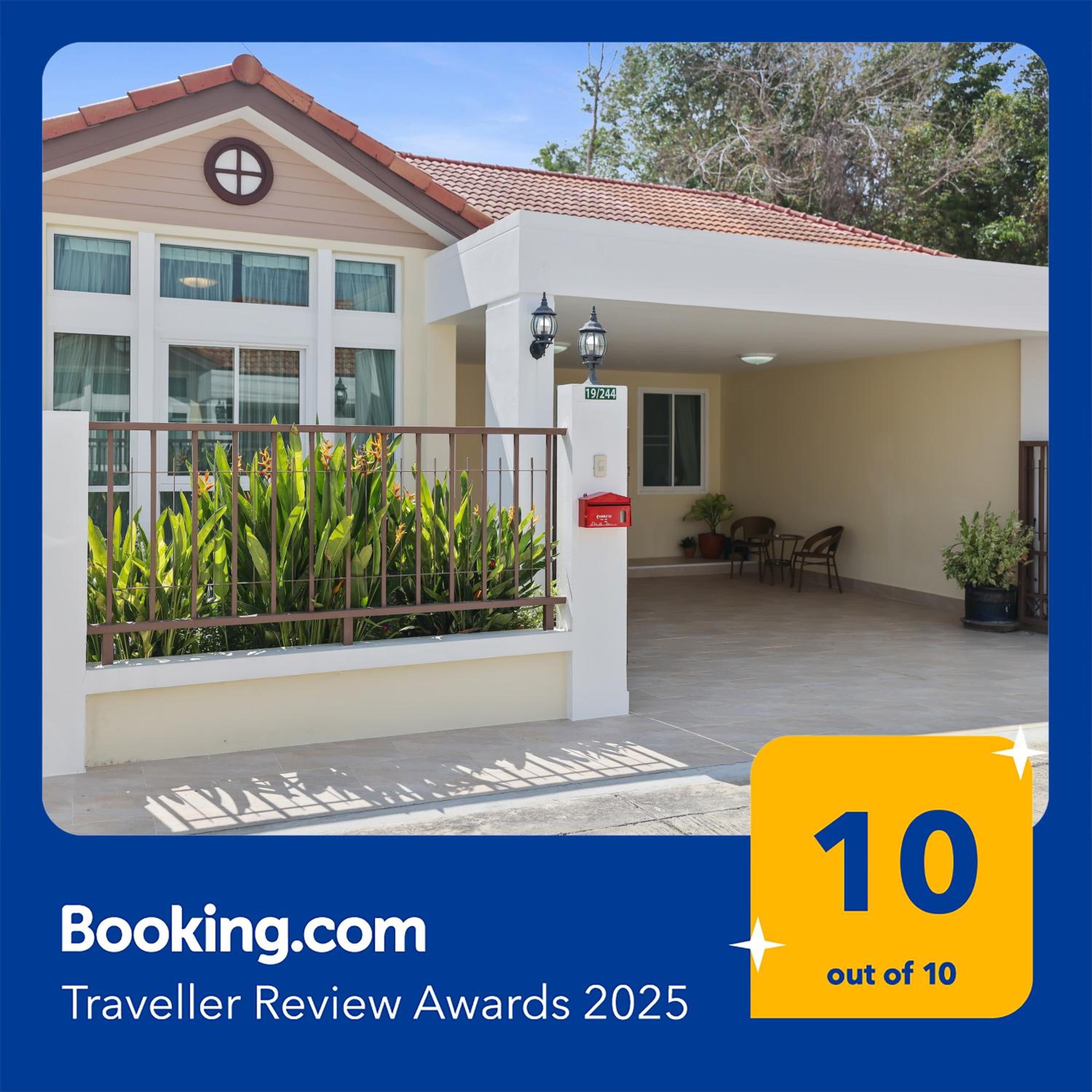 Spacious Family Garden Villa - Huge Pool & Gym Access
