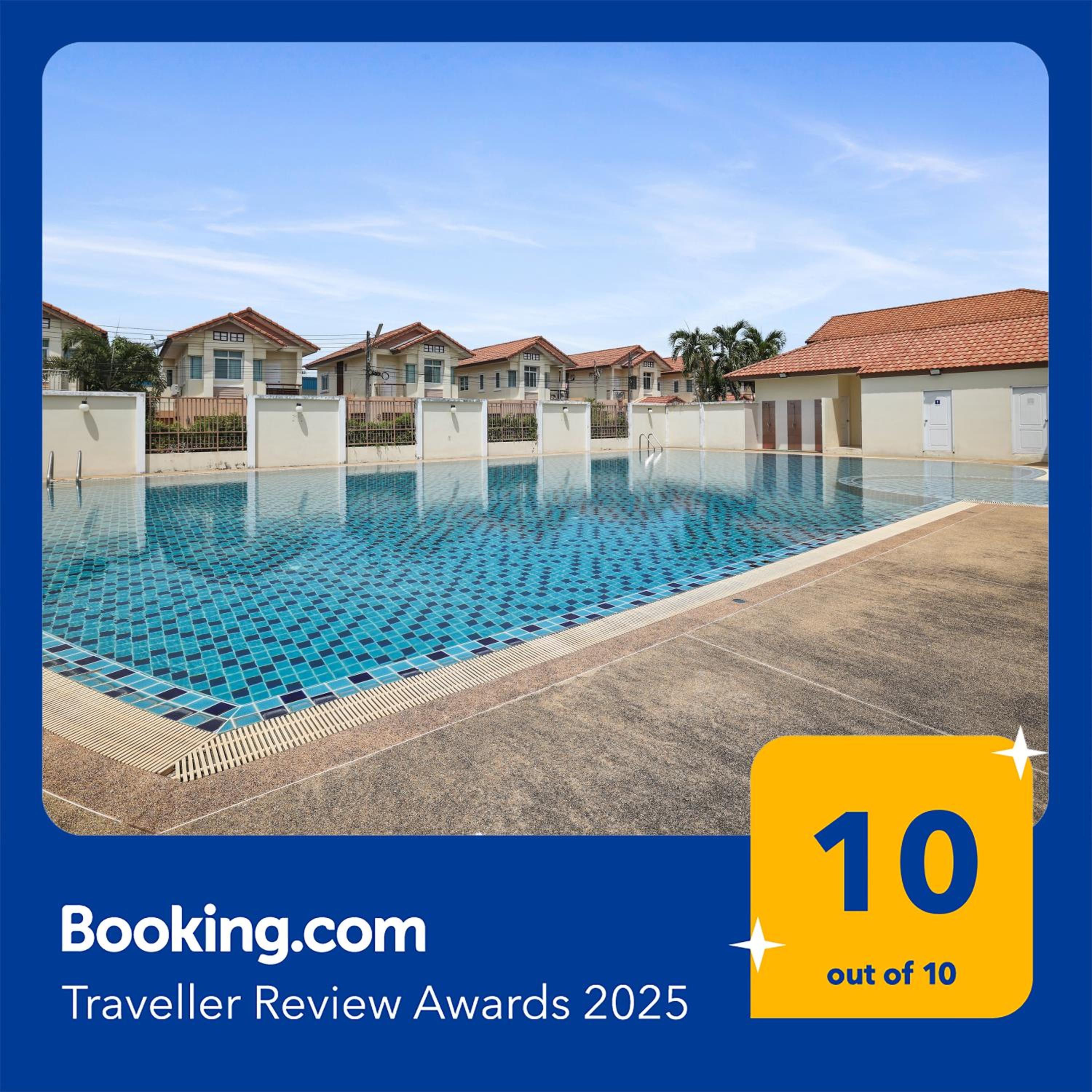Spacious Family Garden Villa - Huge Pool & Gym Access