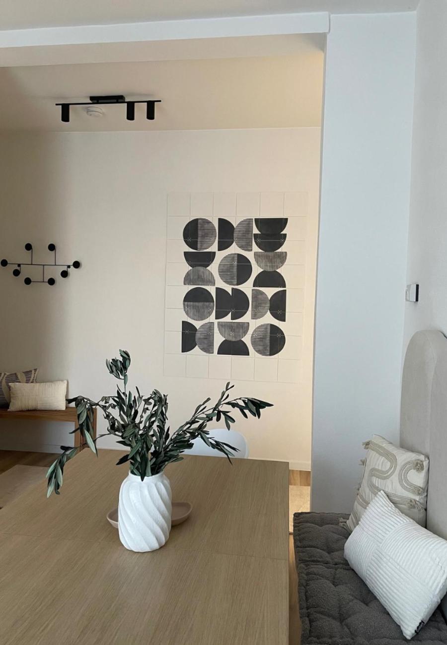 ApartNaest Radeberg - vollausgestattete 1 - bis 4-Zimmer Apartments l 24h Zugang per Code l Check-in Anleitung über Posteingang l Parkplatz auf Anfrage l F