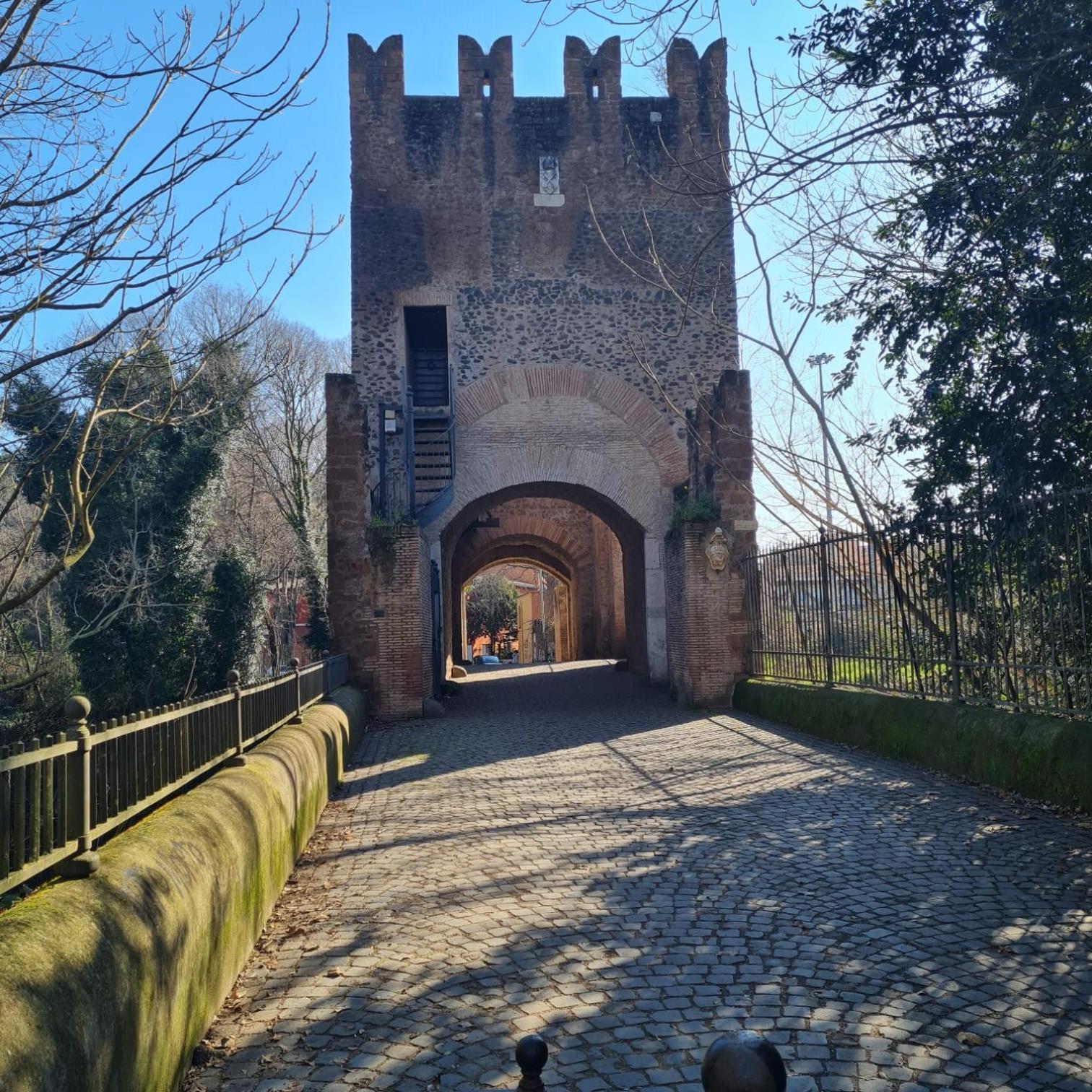 L' attichetto