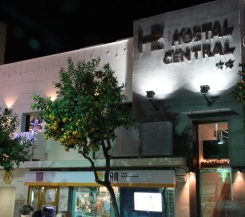 Hostal Central