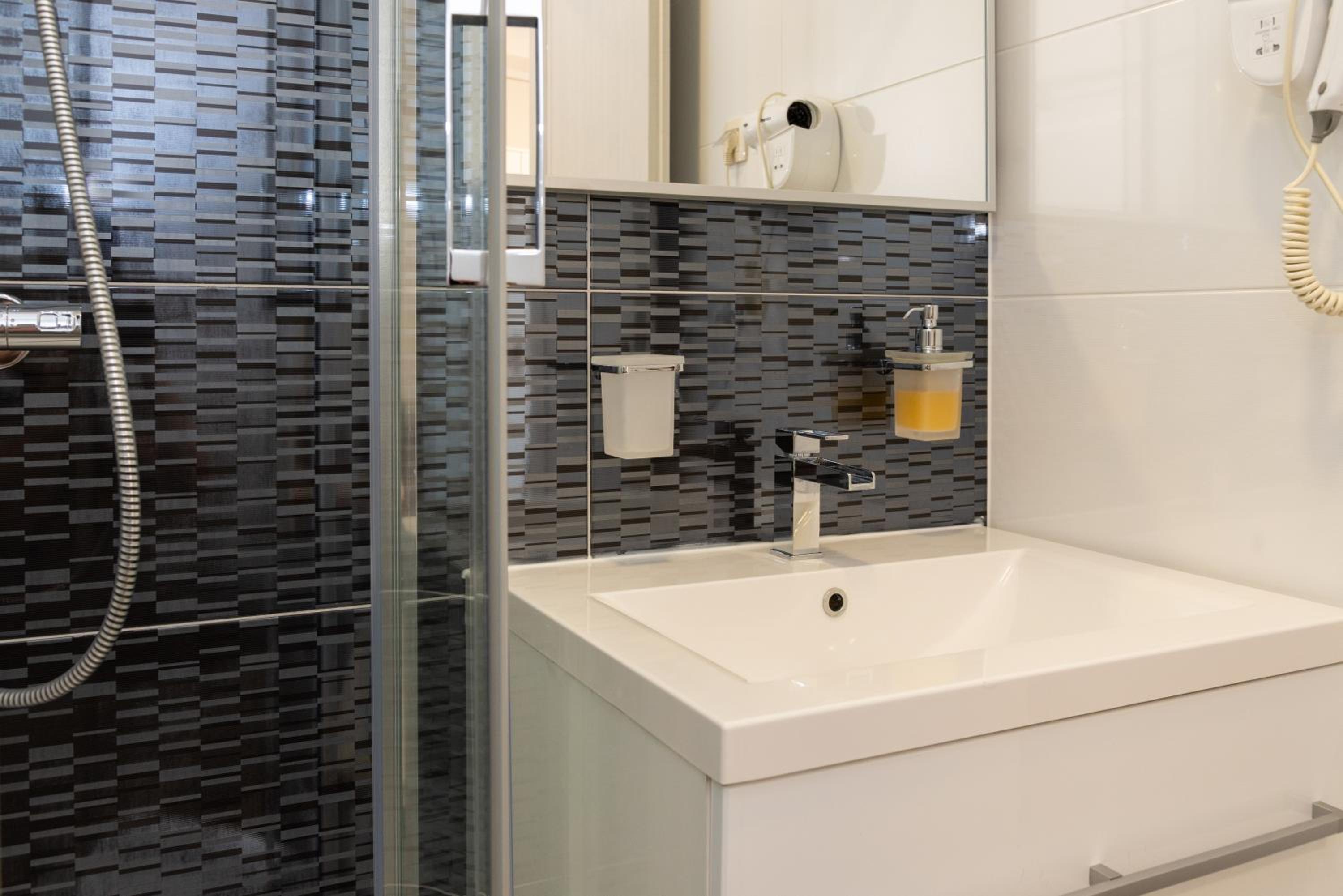 Queen Mary Luxury Rooms Split
