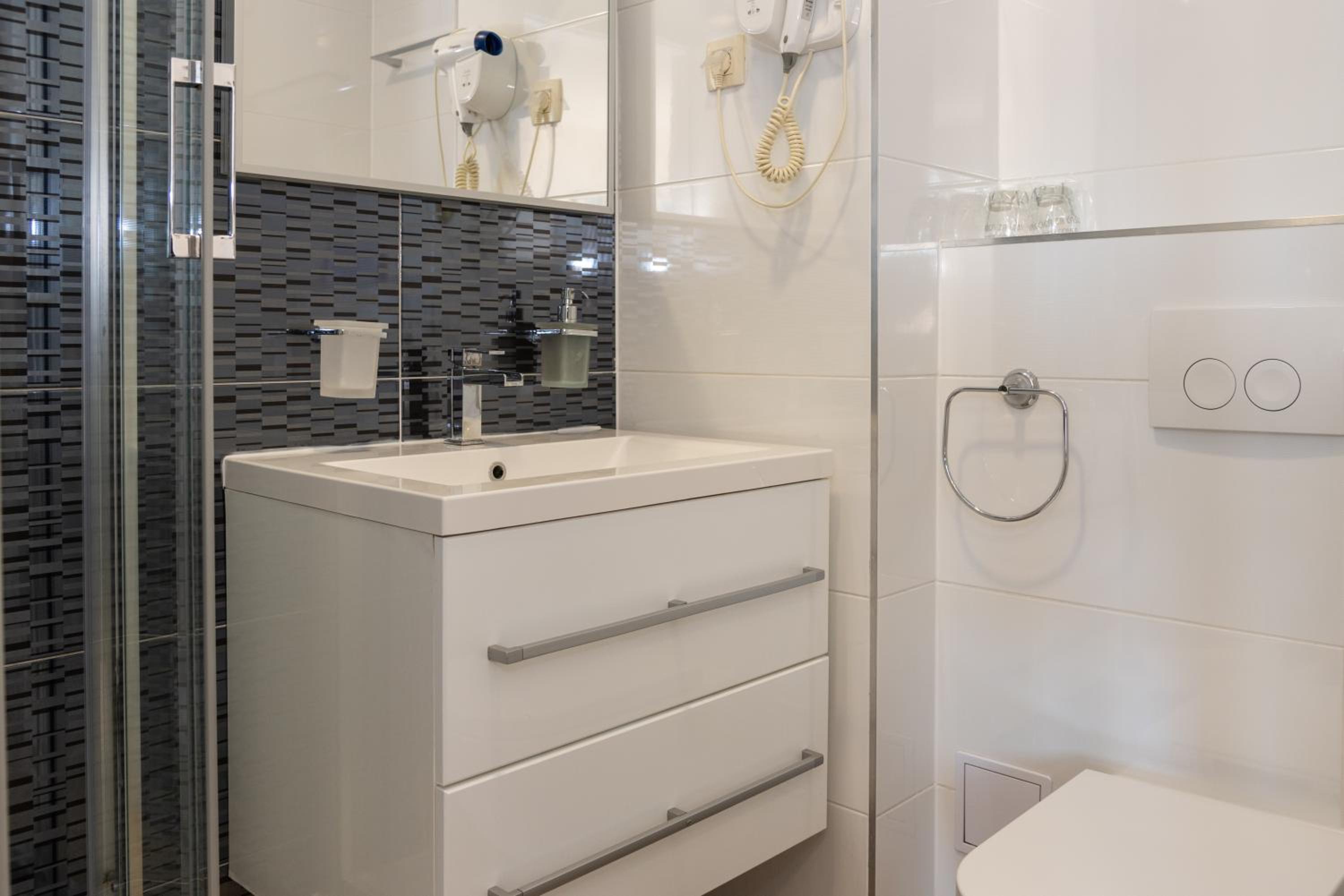 Queen Mary Luxury Rooms Split