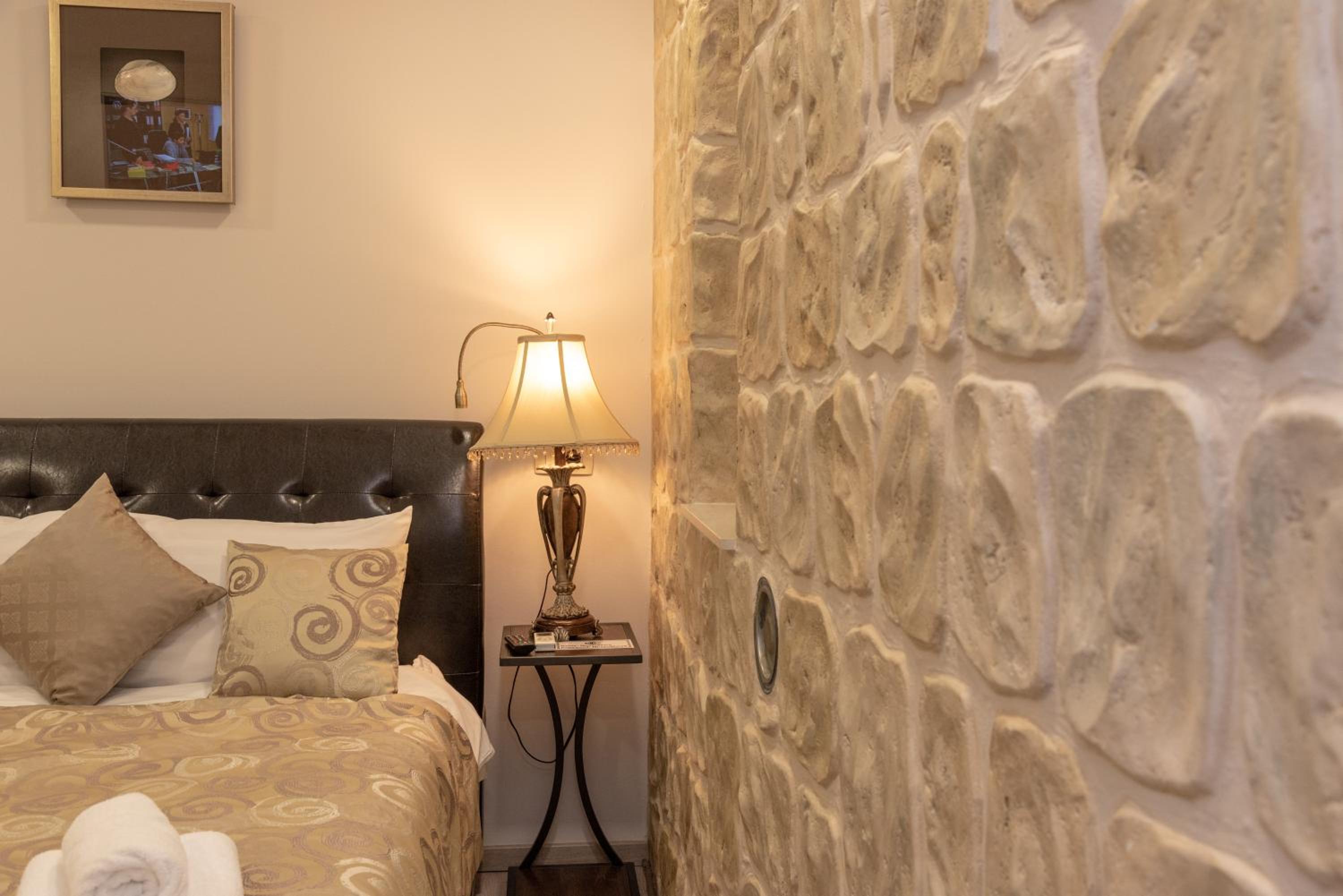 Queen Teuta Luxury Rooms Split