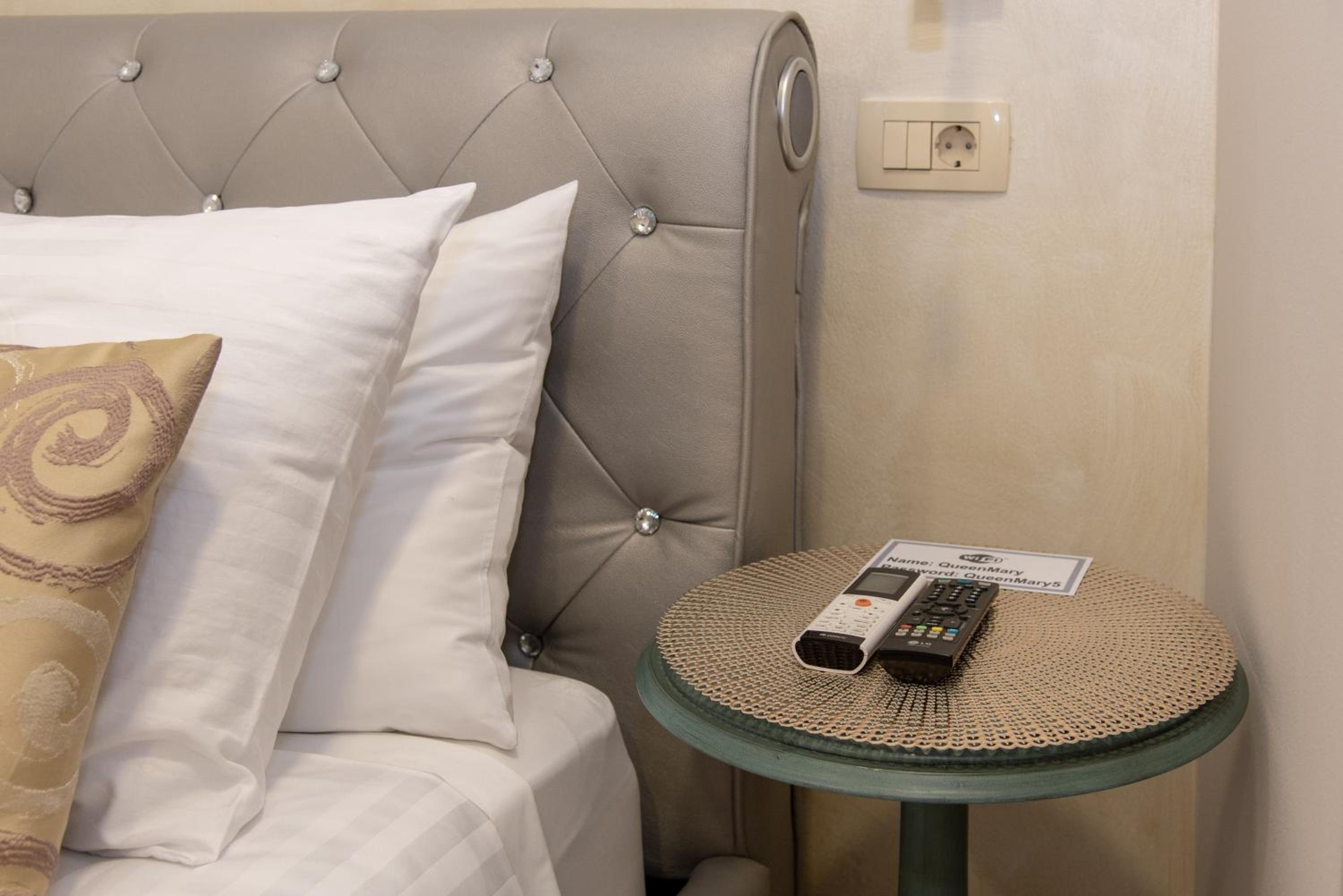 Queen Teuta Luxury Rooms Split