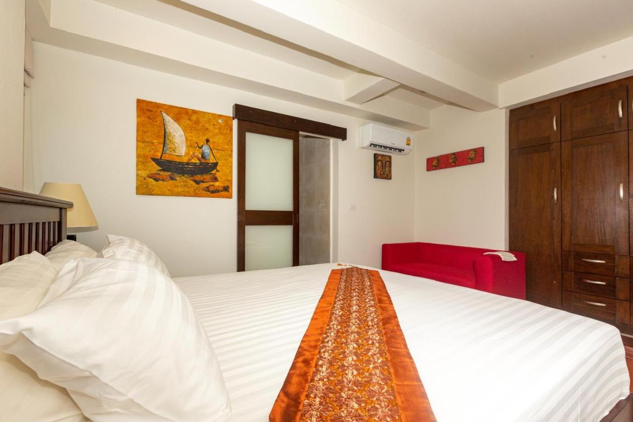 Naiharn beach sands Apartment