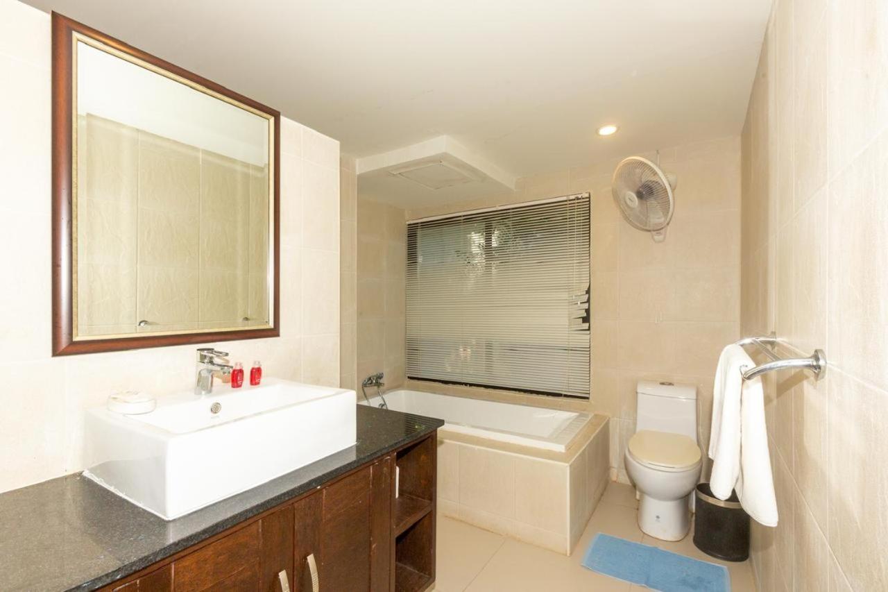 Naiharn beach sands Apartment