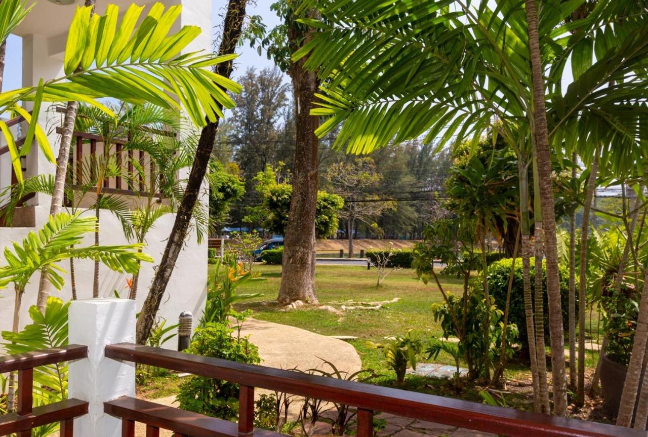 Naiharn beach sands Apartment