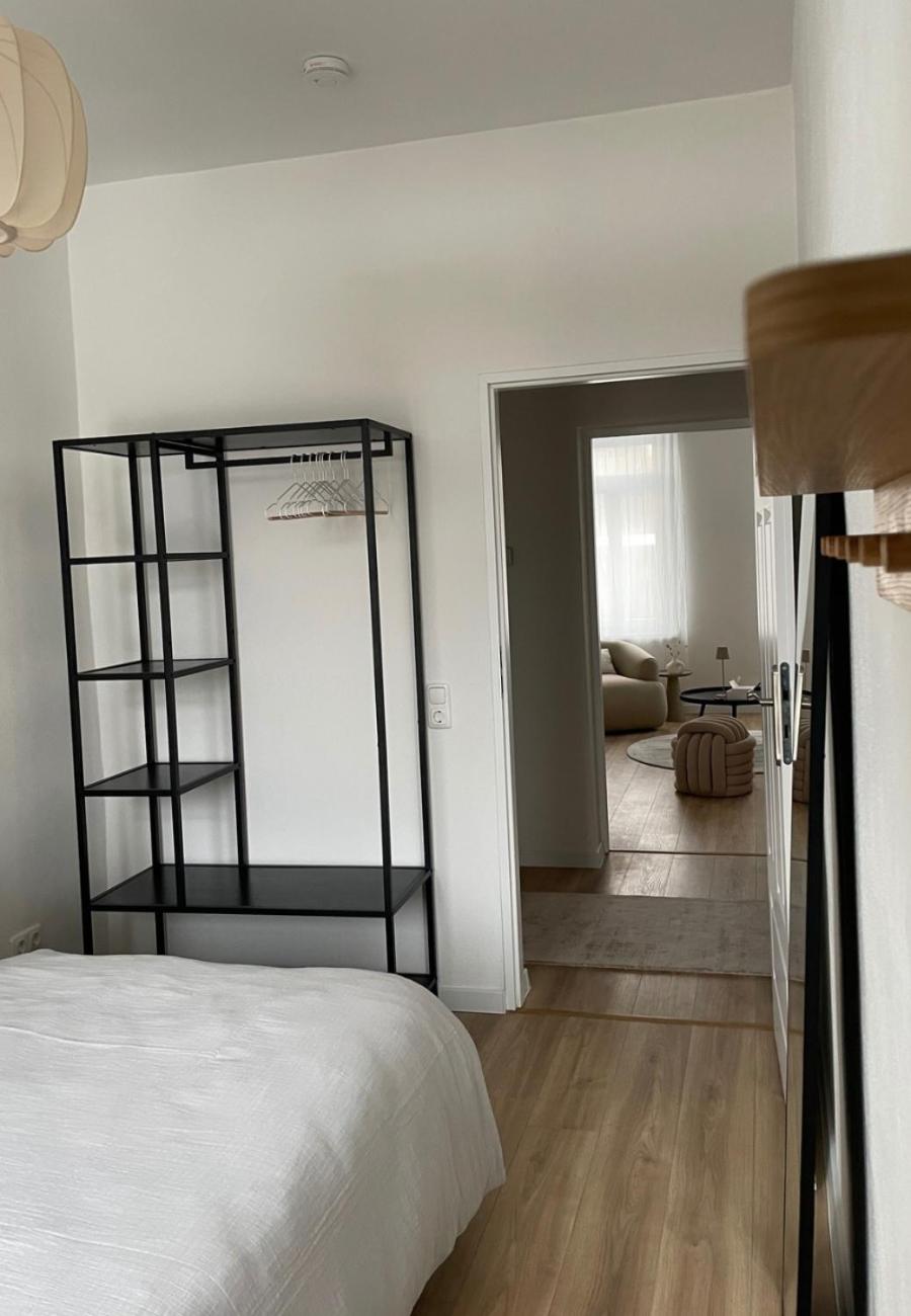 ApartNaest Radeberg - vollausgestattete 1 - bis 4-Zimmer Apartments l 24h Zugang per Code l Check-in Anleitung über Posteingang l Parkplatz auf Anfrage l F