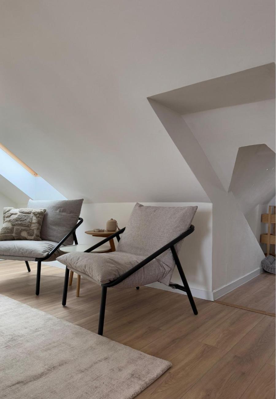ApartNaest Radeberg - vollausgestattete 1 - bis 4-Zimmer Apartments l 24h Zugang per Code l Check-in Anleitung über Posteingang l Parkplatz auf Anfrage l F