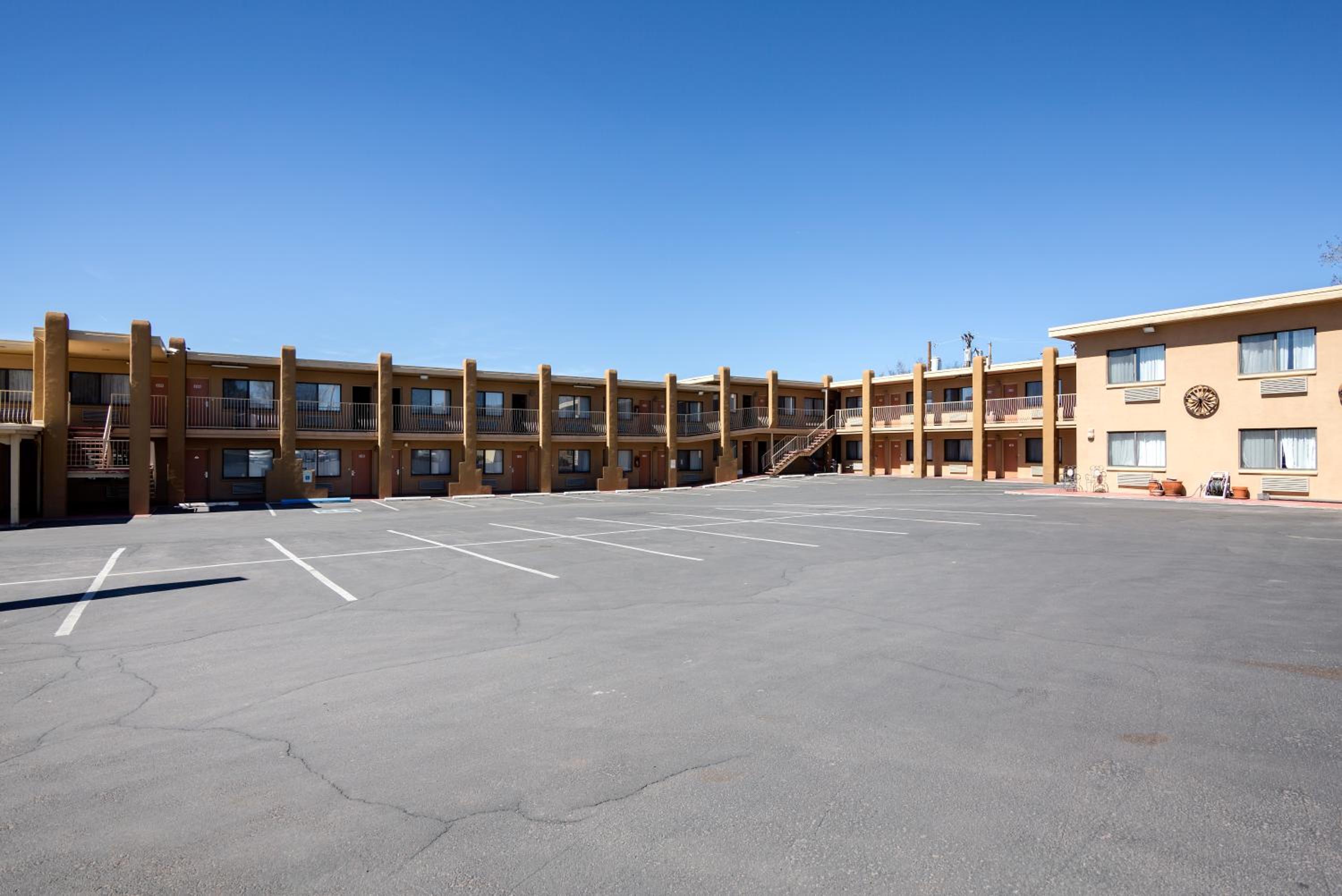 Santa Fe Vacations - Motel 6-Santa Fe, NM - Downtown - Property Image 1