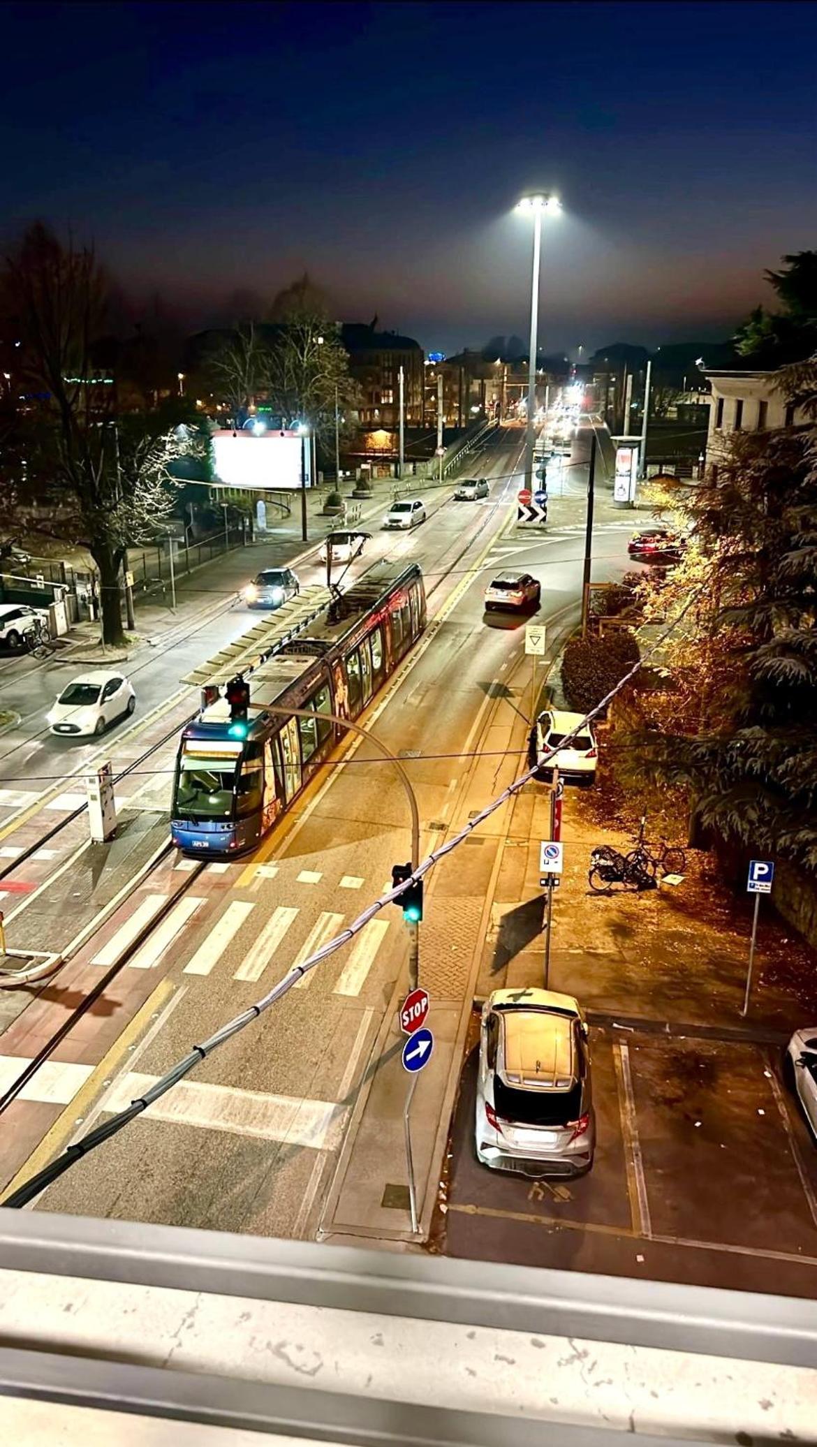 Lovely Bridge View Apartment Close to Padua City Center