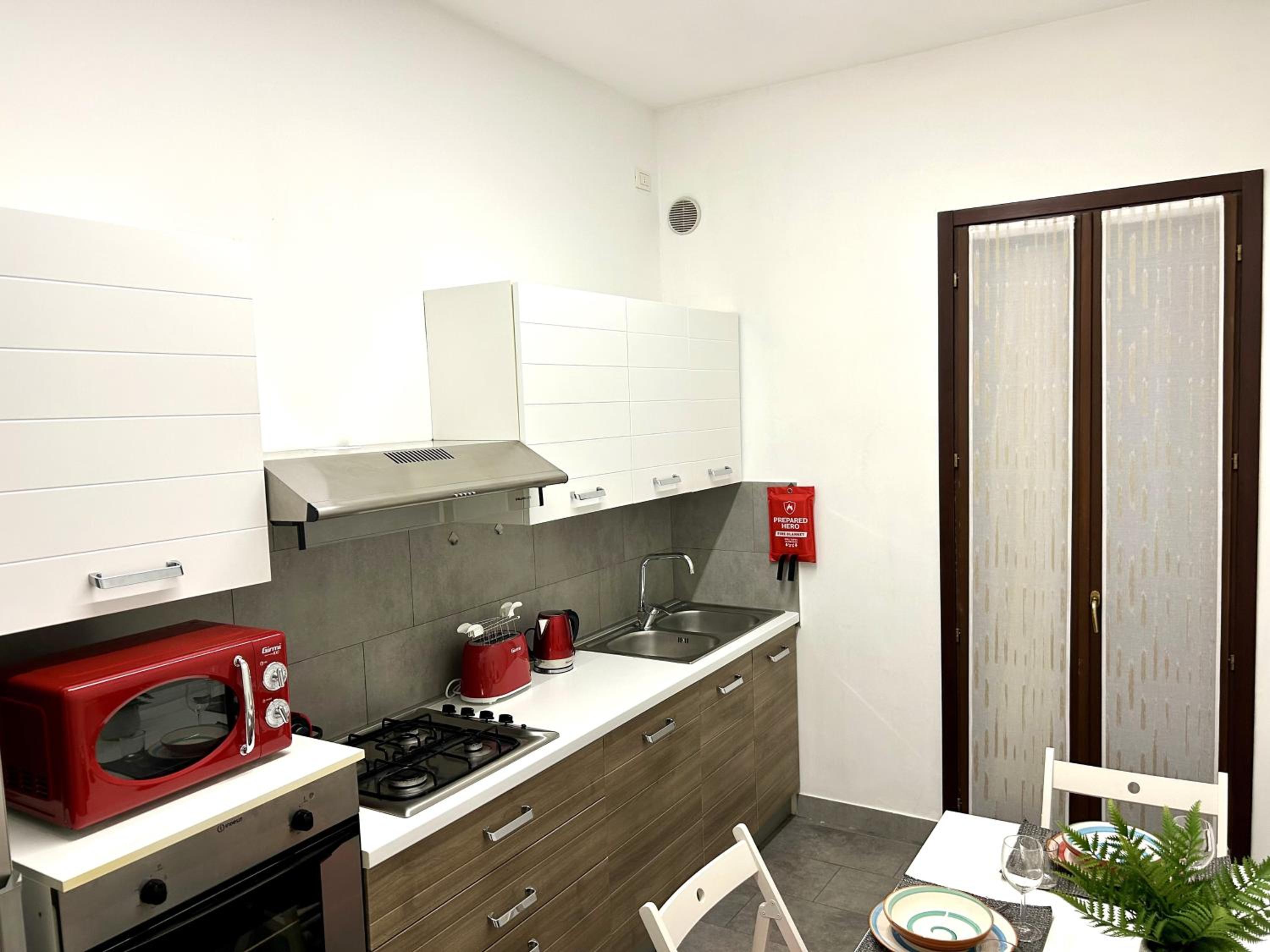 Lovely Bridge View Apartment Close to Padua City Center