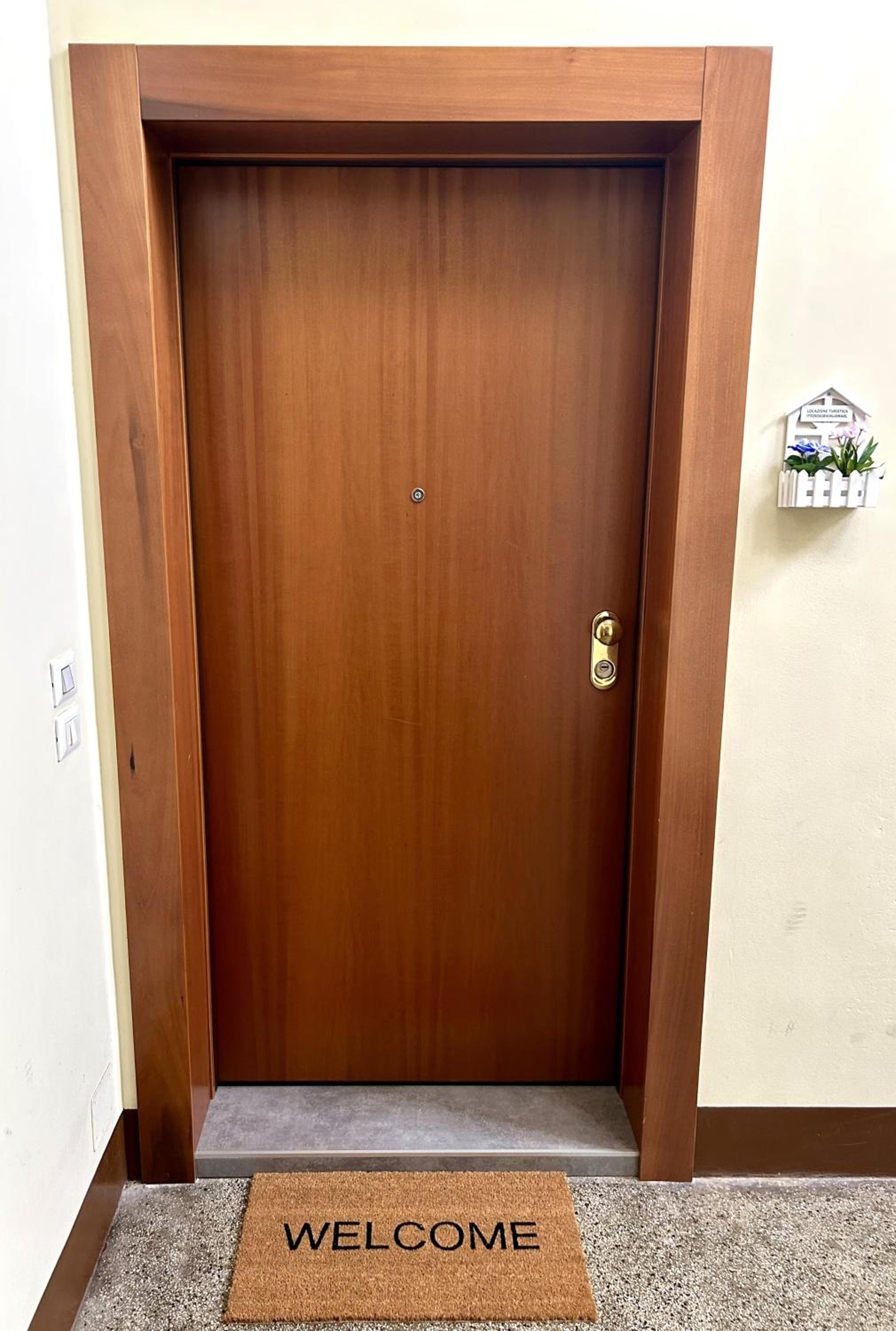 Lovely Bridge View Apartment Close to Padua City Center