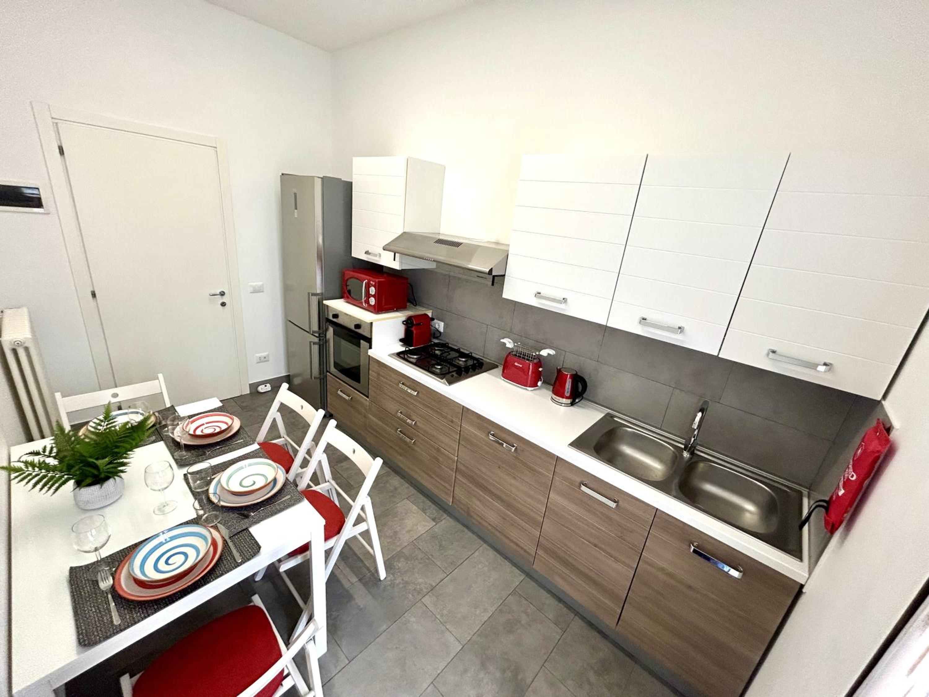 Lovely Bridge View Apartment Close to Padua City Center