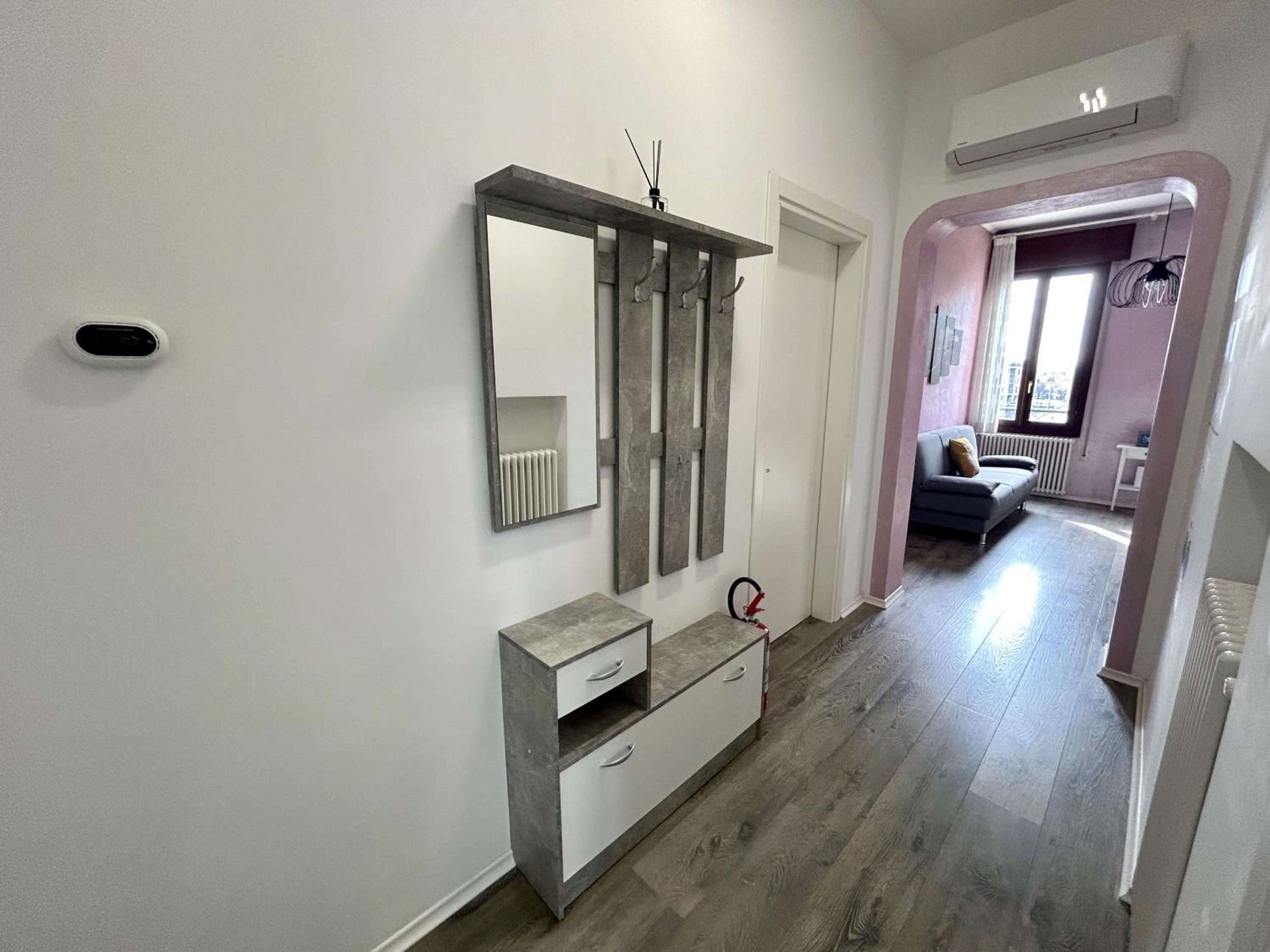 Lovely Bridge View Apartment Close to Padua City Center