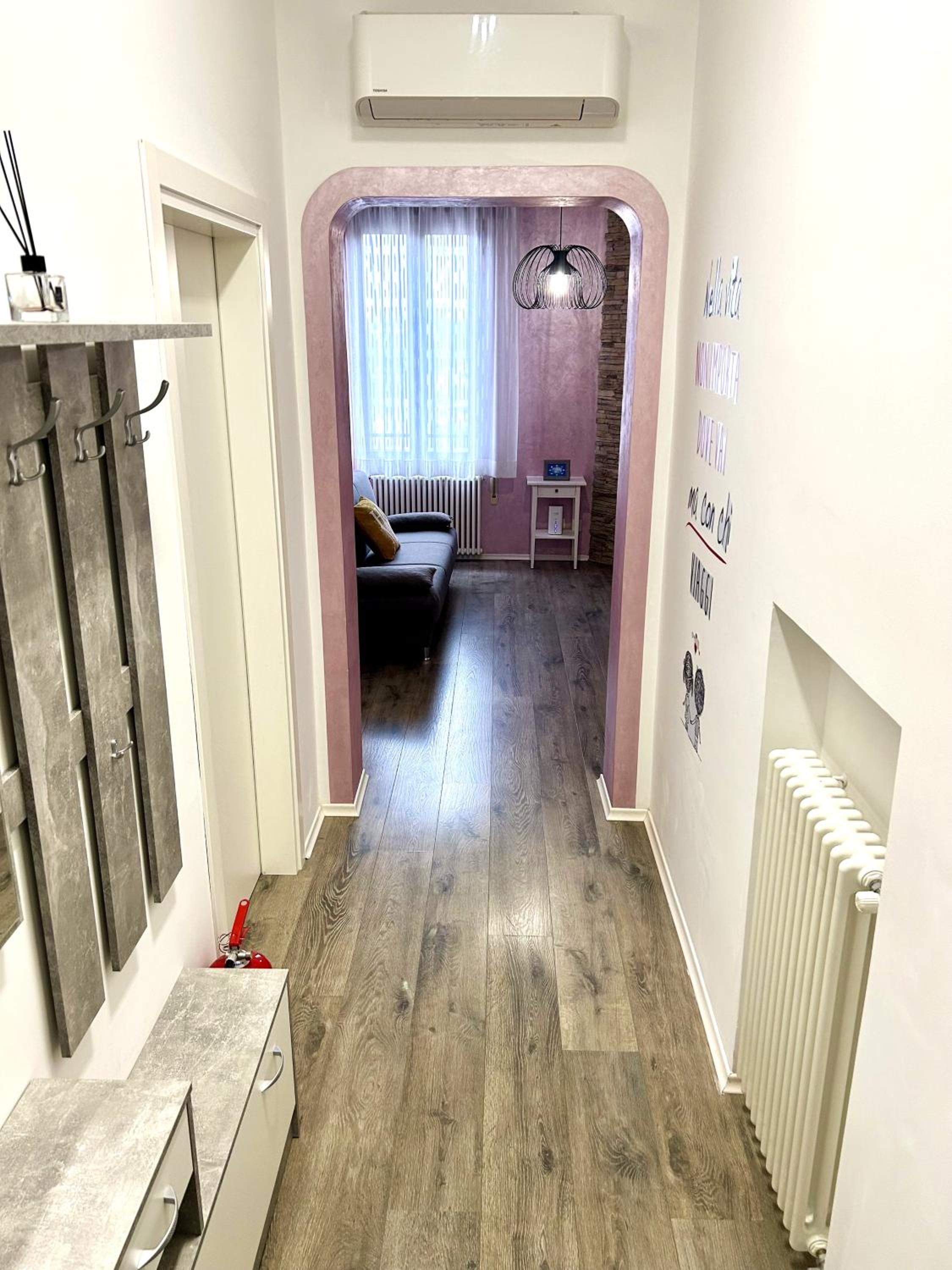 Lovely Bridge View Apartment Close to Padua City Center
