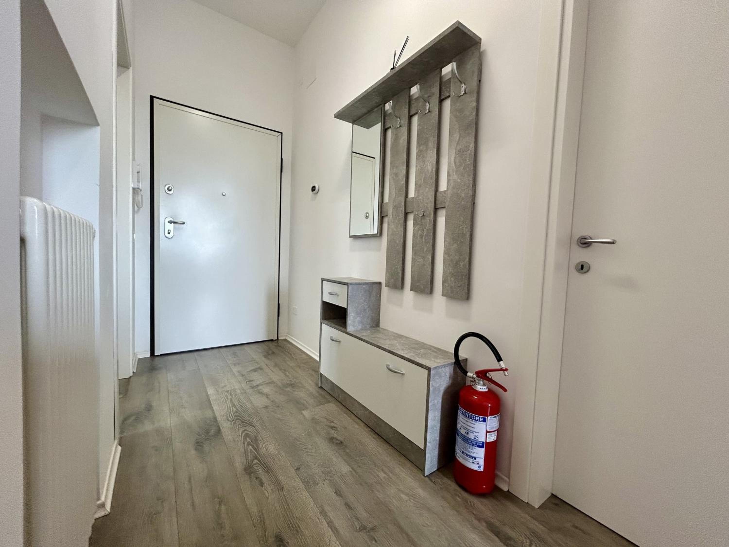 Lovely Bridge View Apartment Close to Padua City Center