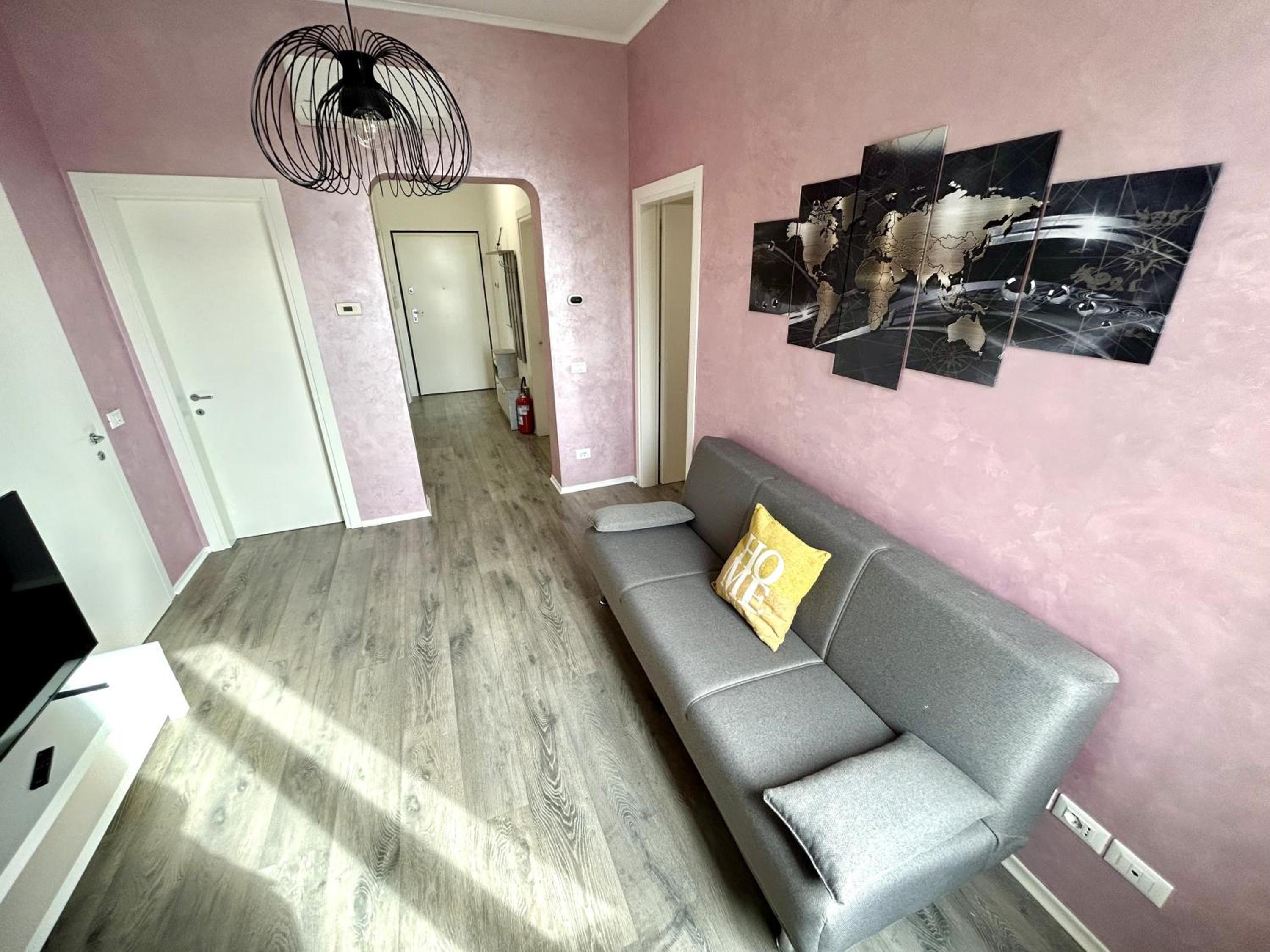 Lovely Bridge View Apartment Close to Padua City Center
