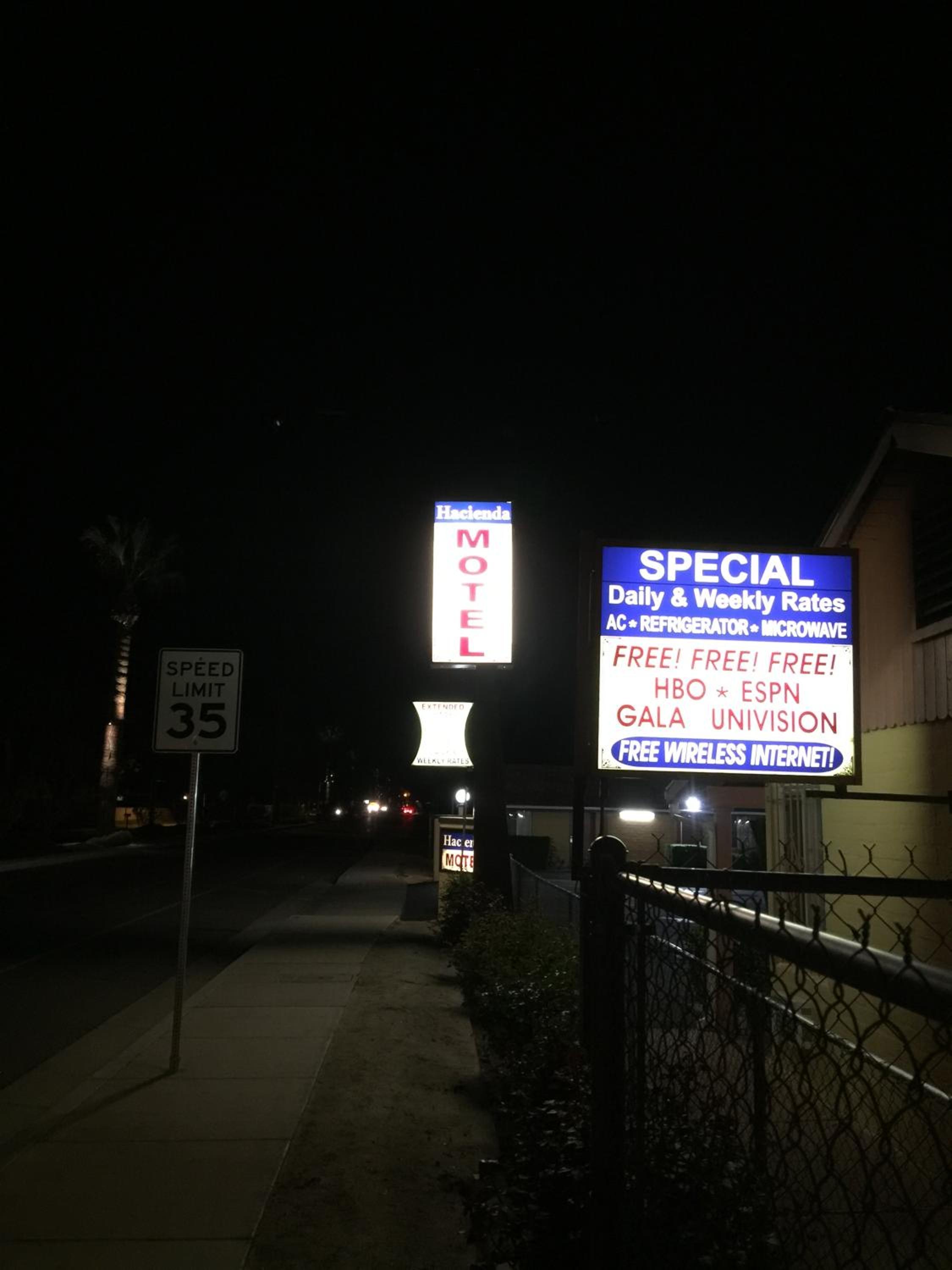 Hacienda Motel