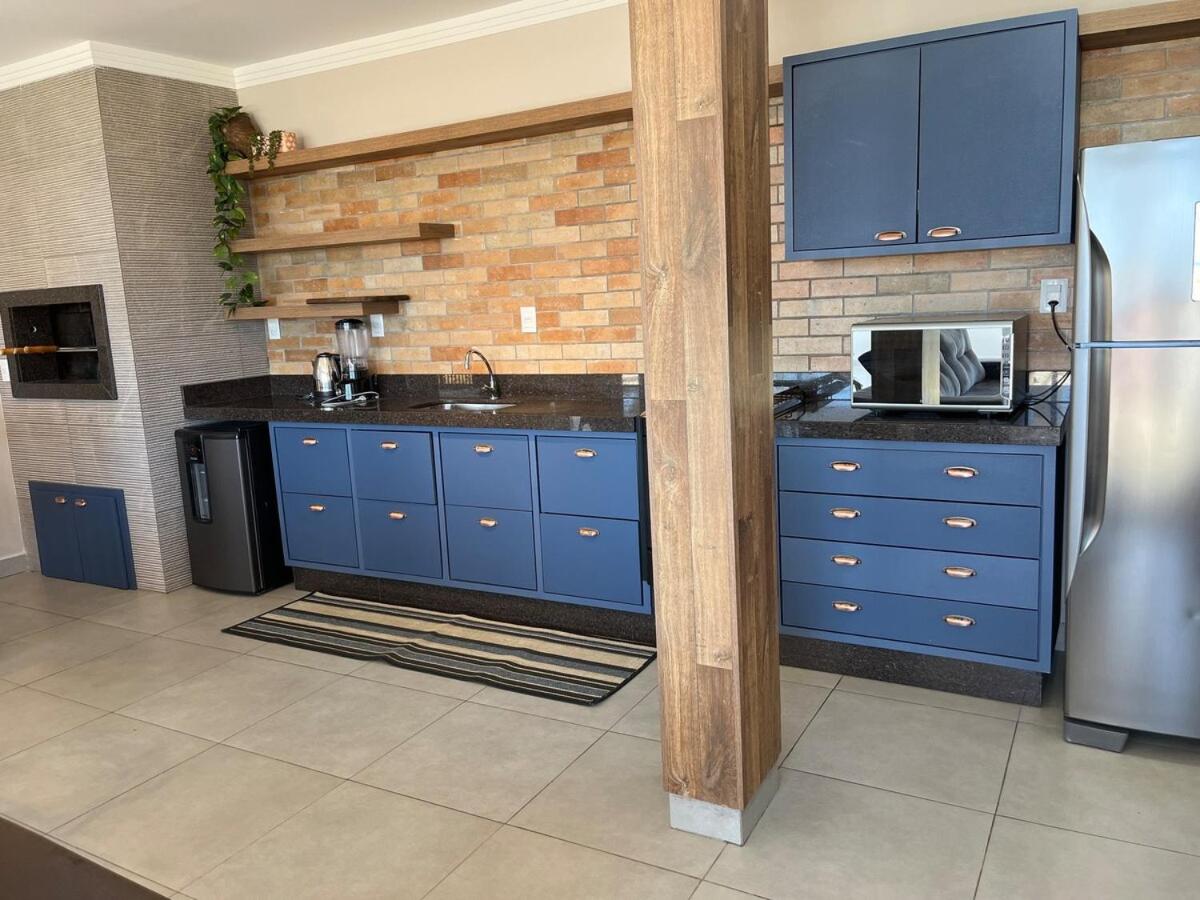 Linda Casa with pool 5 minutes from the airport