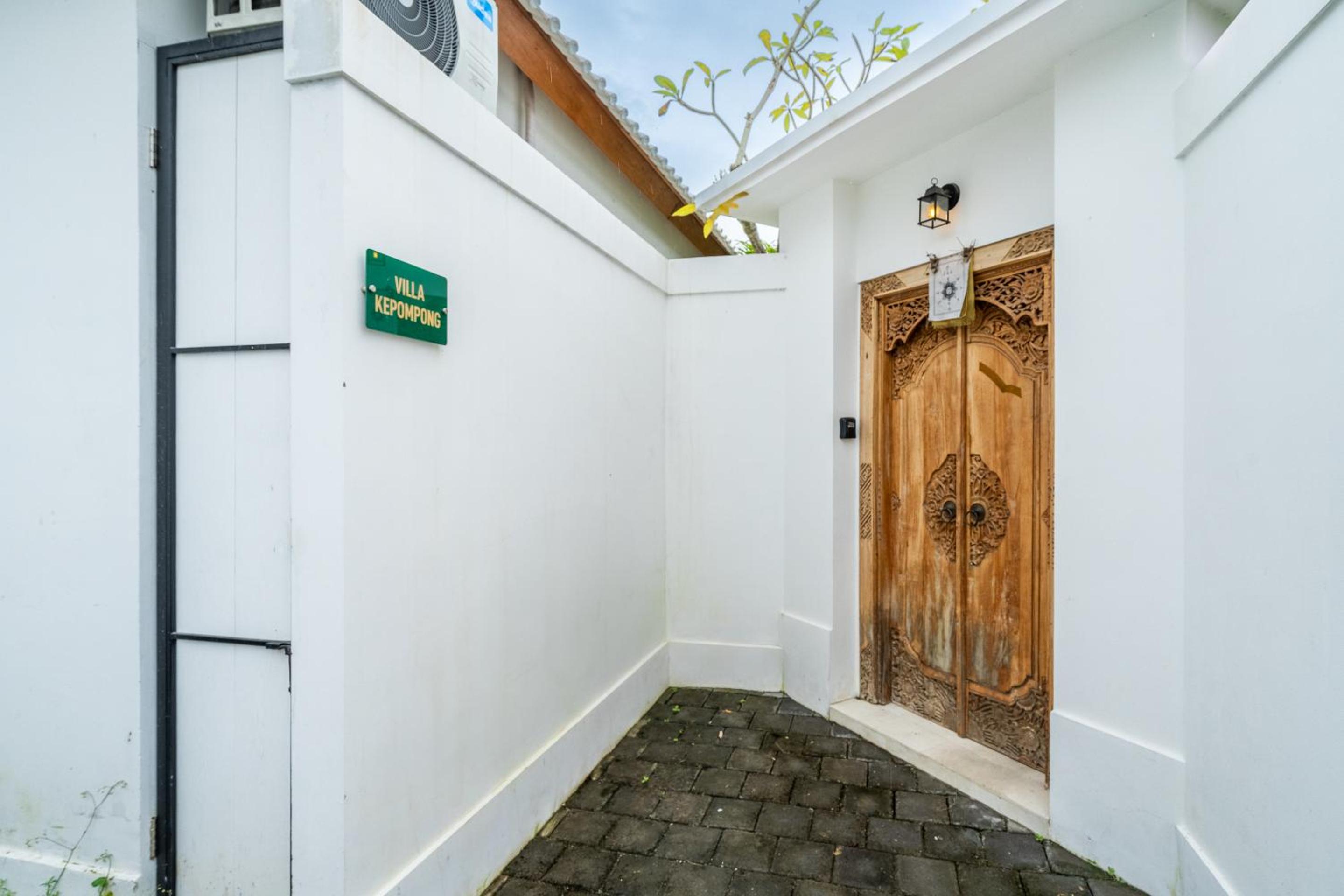 Villa Kepompong Seminyak - 1BR Private Pool Villa