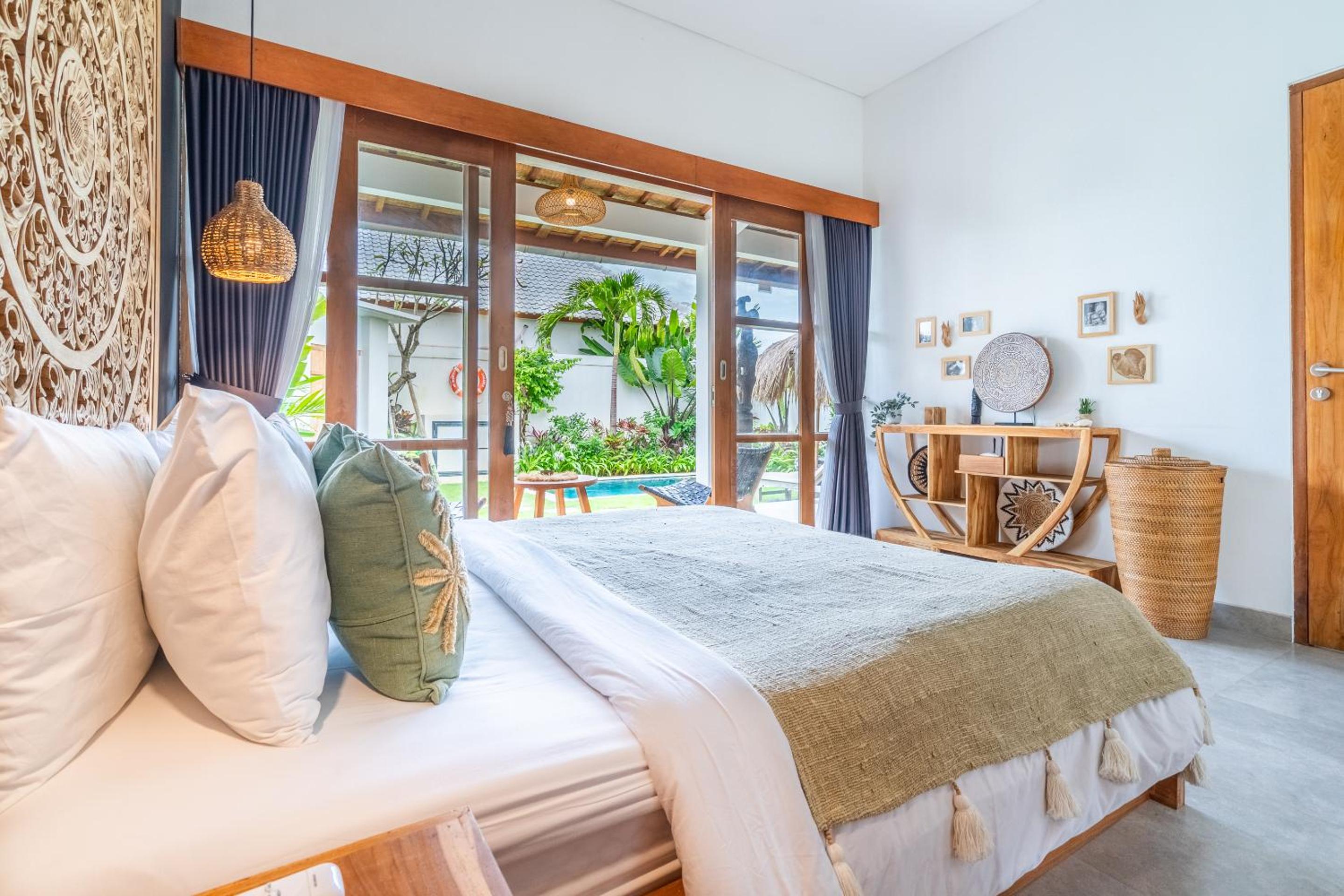 Villa Kepompong Seminyak - 1BR Private Pool Villa