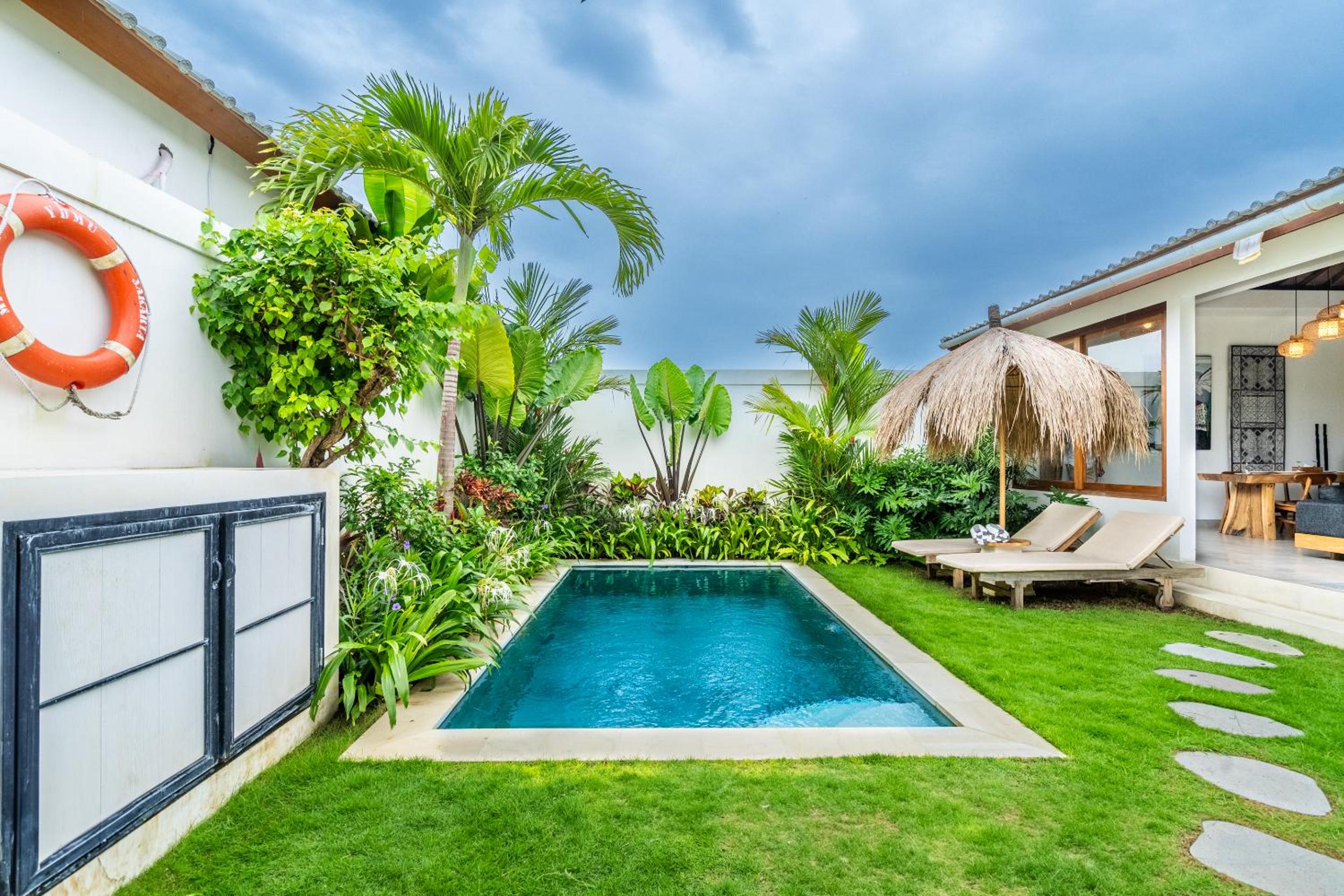 Villa Kepompong Seminyak - 1BR Private Pool Villa
