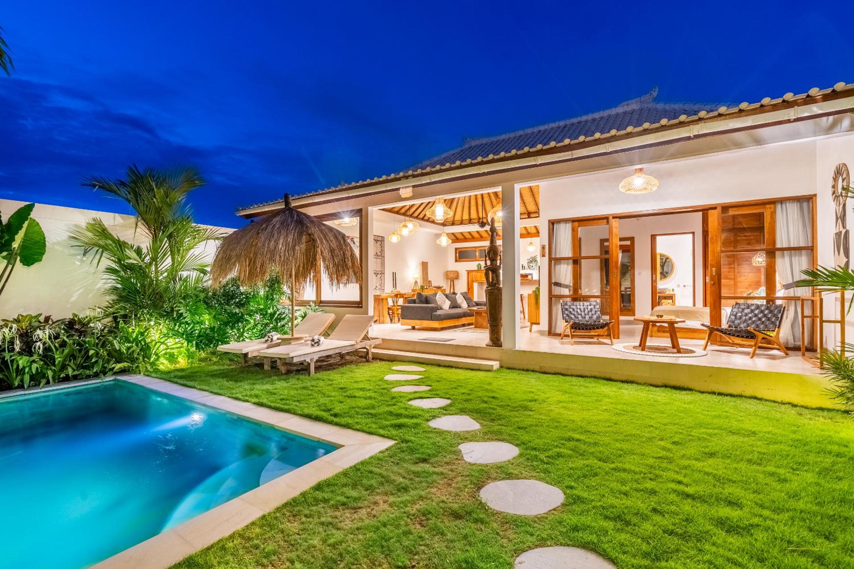 Villa Kepompong Seminyak - 1BR Private Pool Villa
