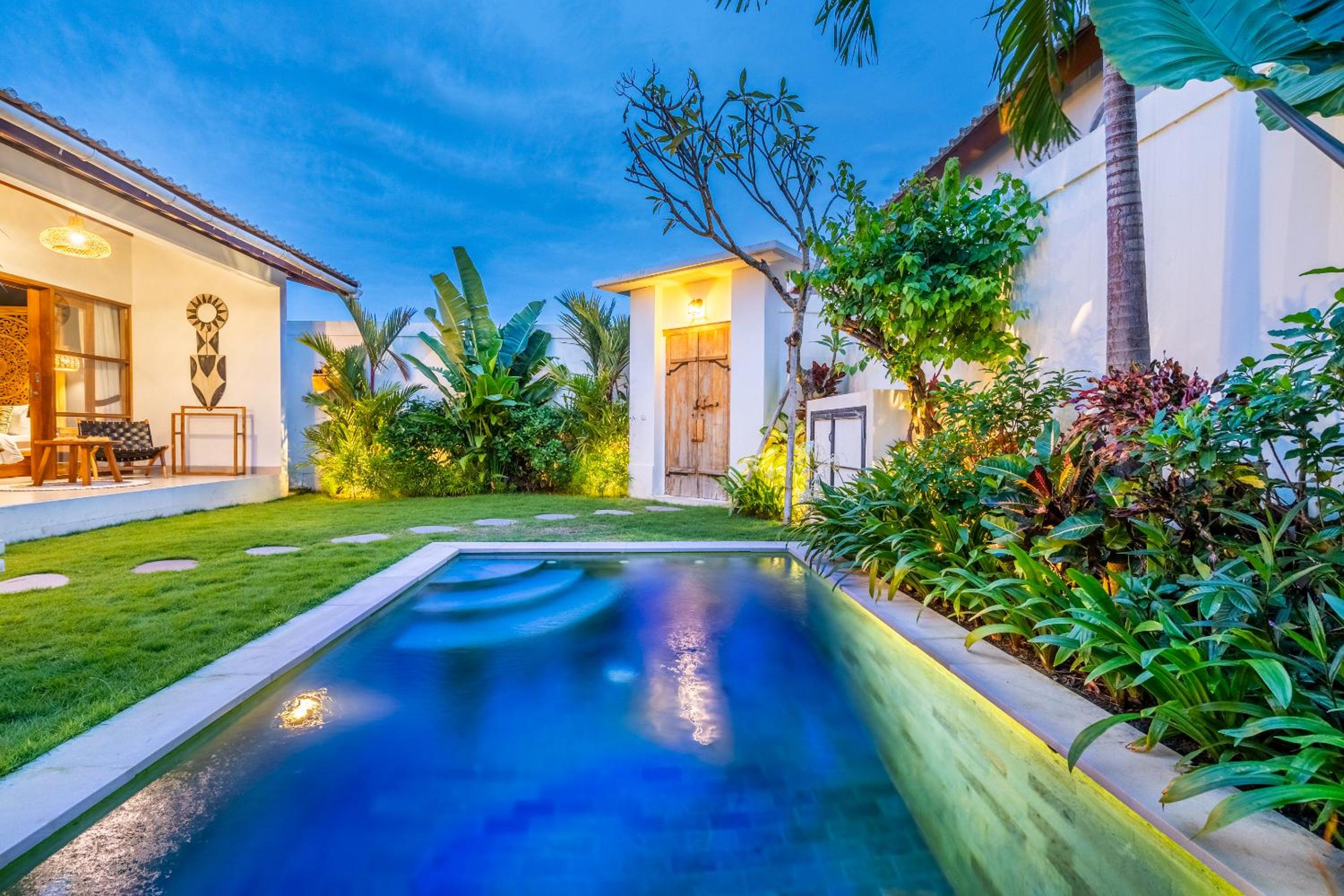 Villa Kepompong Seminyak - 1BR Private Pool Villa