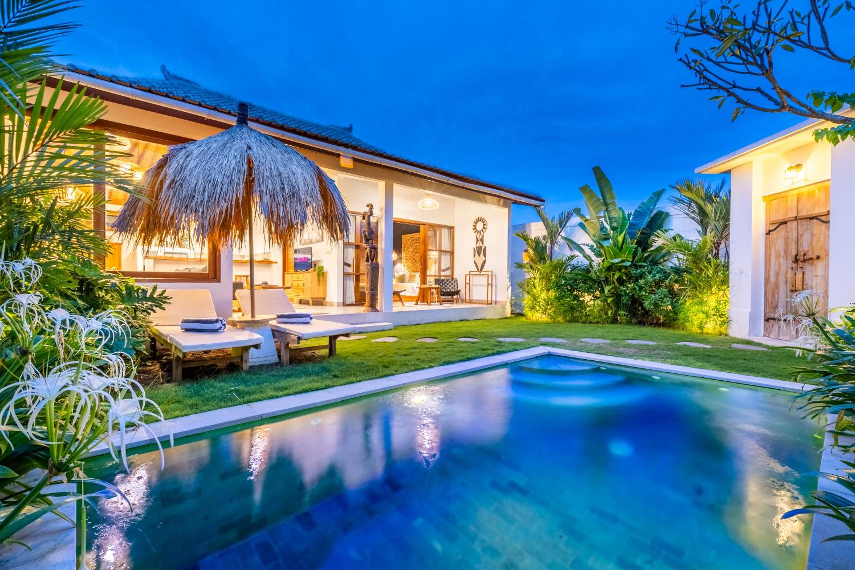 Villa Kepompong Seminyak - 1BR Private Pool Villa