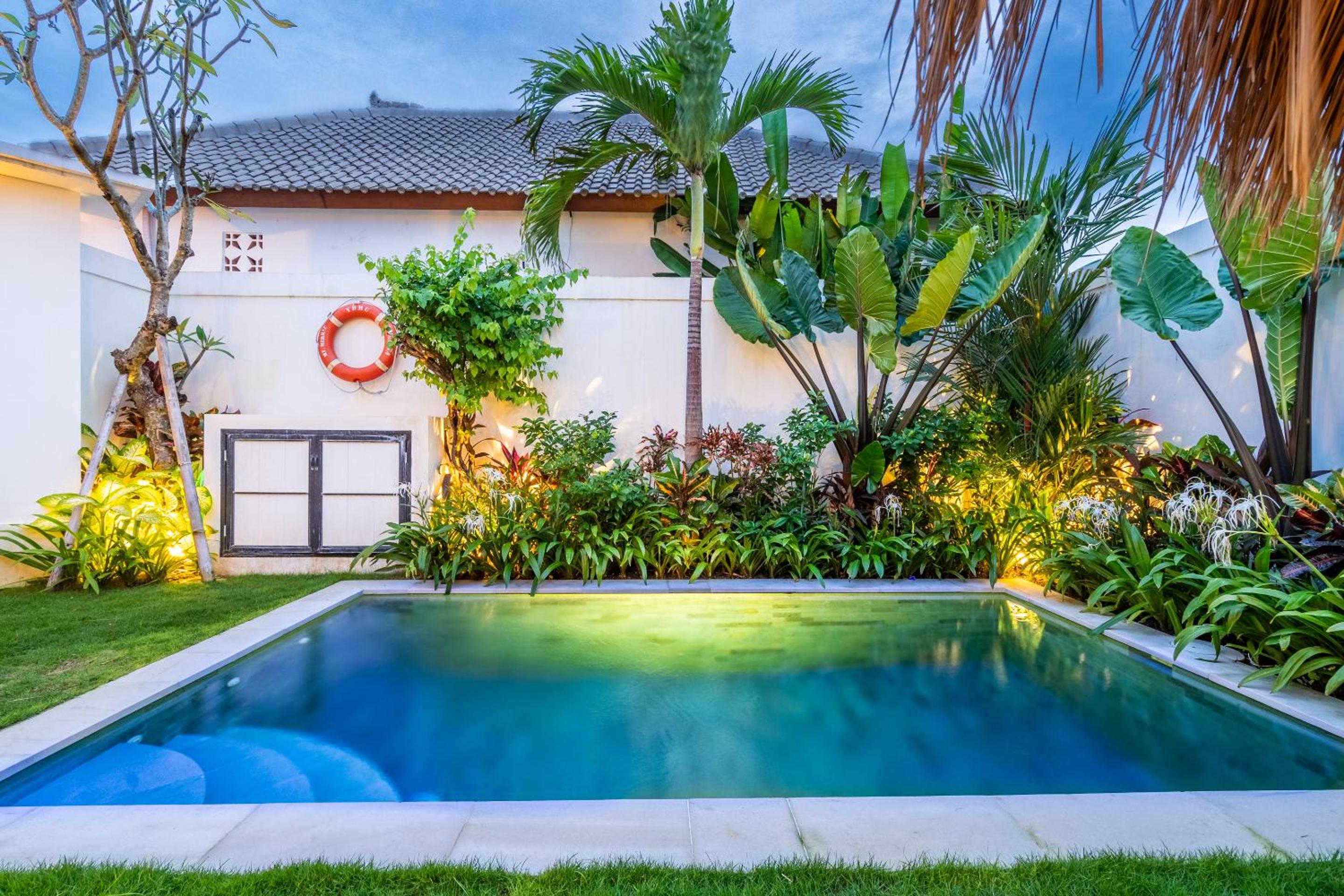 Villa Kepompong Seminyak - 1BR Private Pool Villa