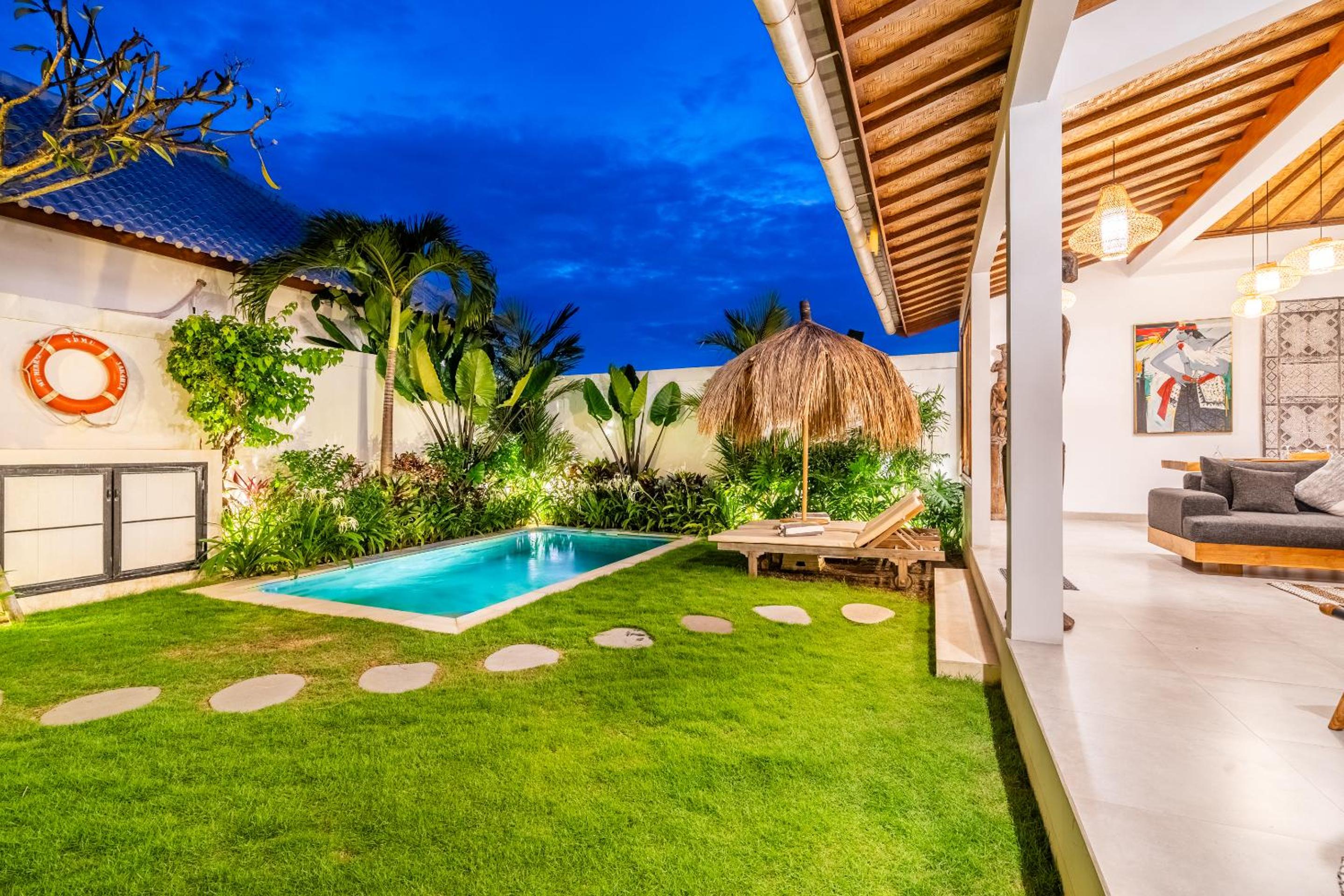 Villa Kepompong Seminyak - 1BR Private Pool Villa