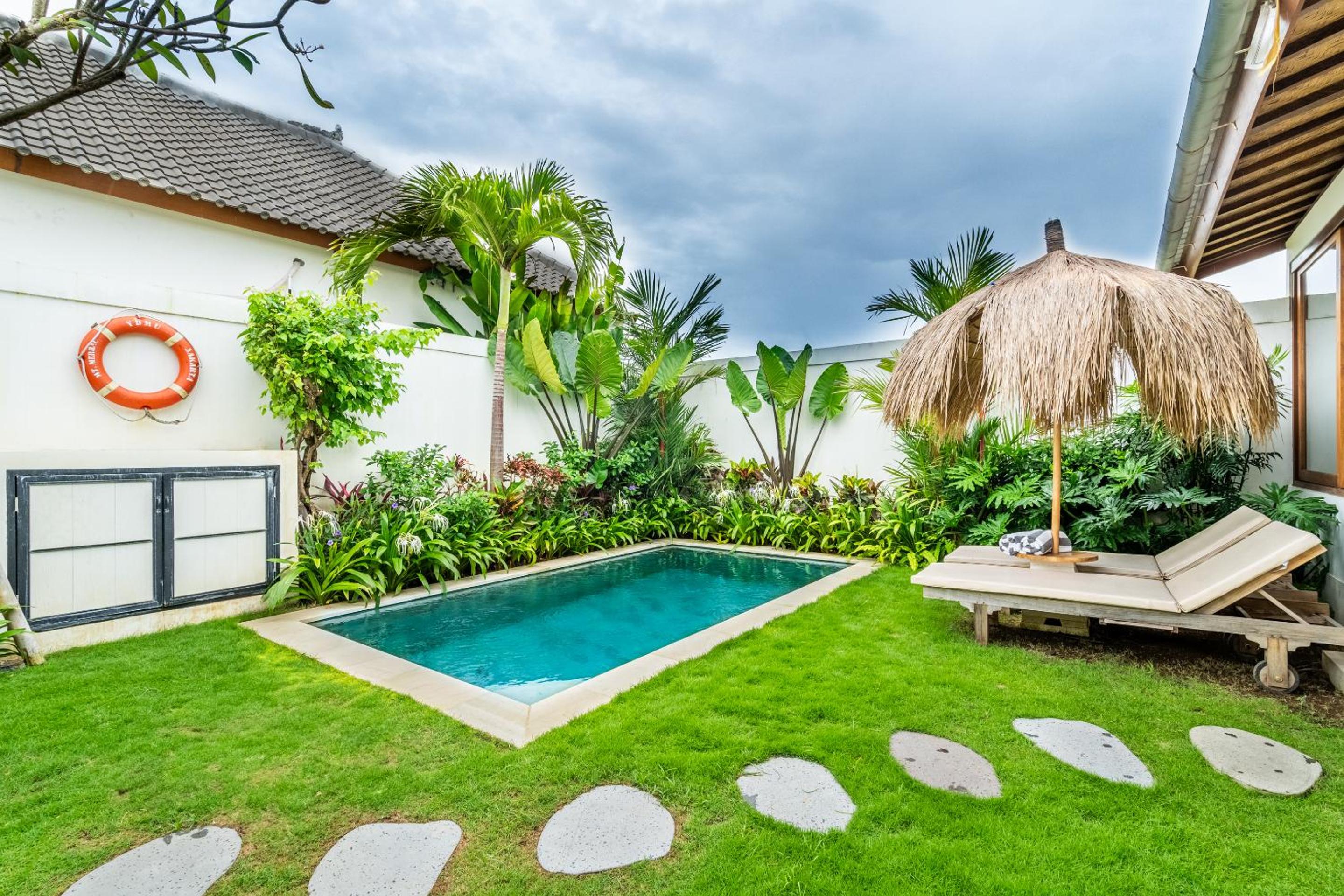 Villa Kepompong Seminyak - 1BR Private Pool Villa
