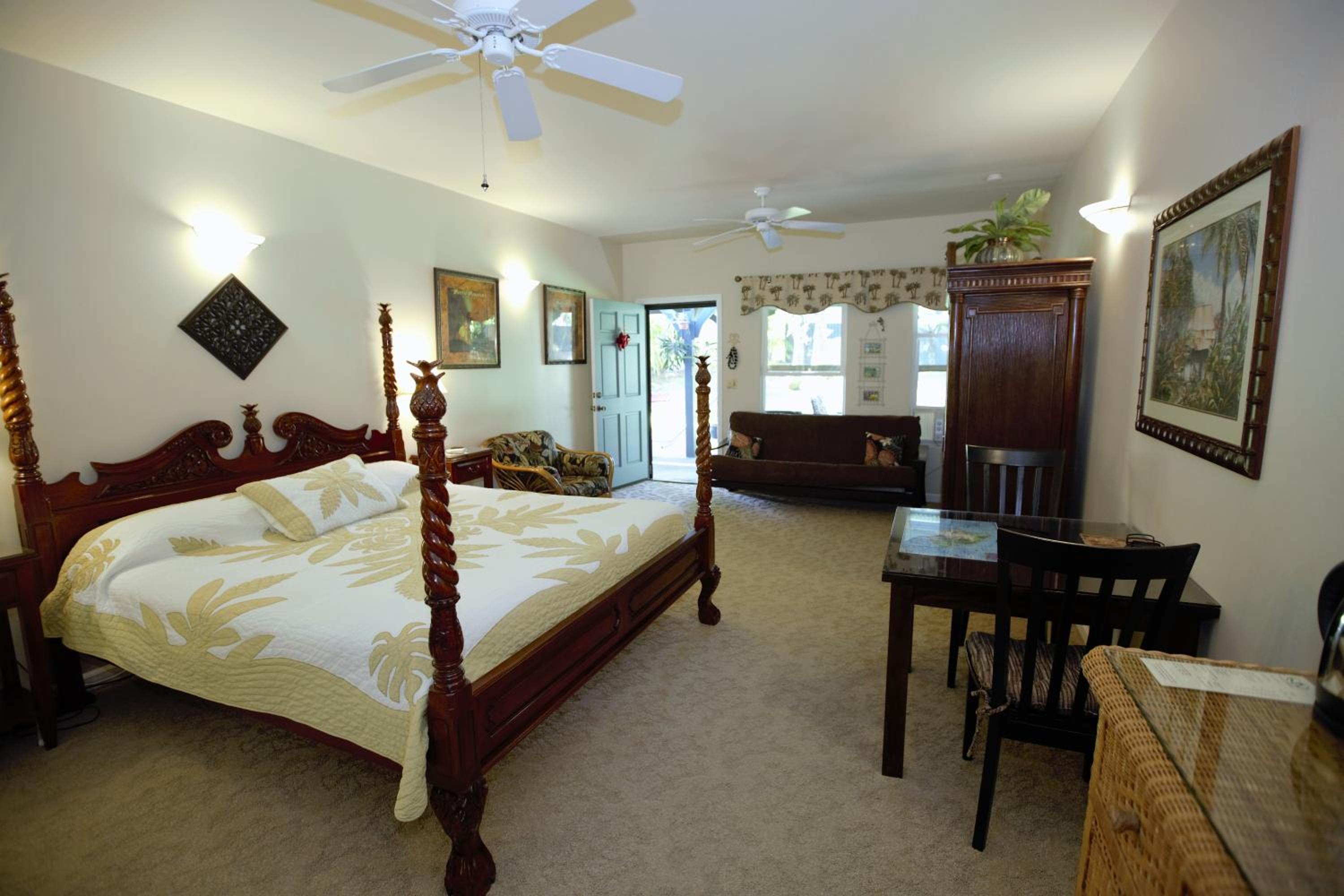 Island Goode's - Luxury Adult Only Accommodation near Hilo