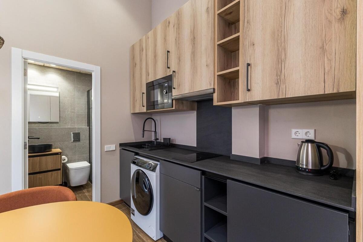 Premium Suite by the Turia River 3