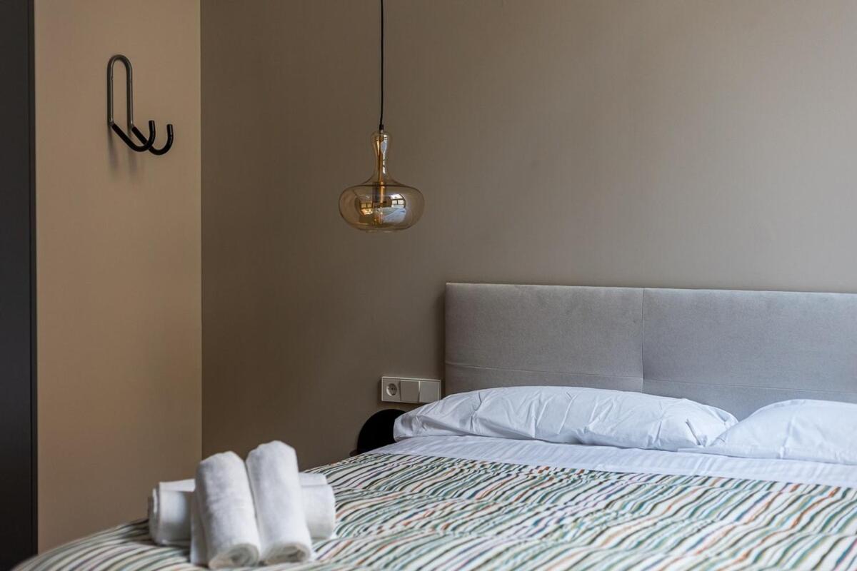 Premium Suite by the Turia River 3