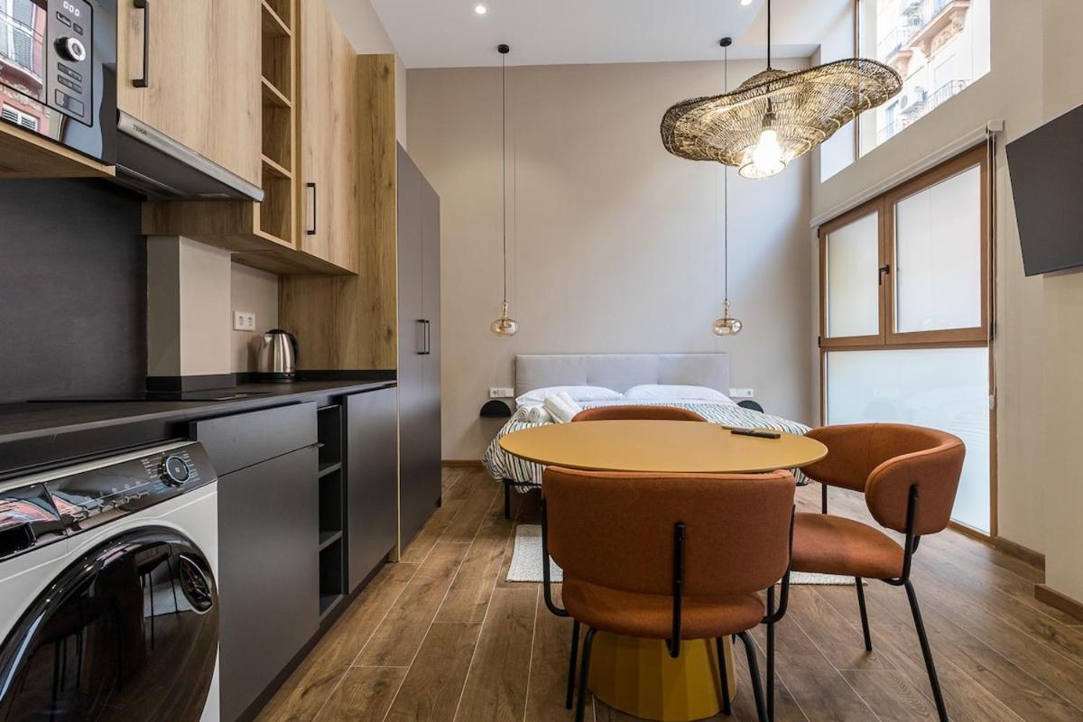 Premium Suite by the Turia River 3