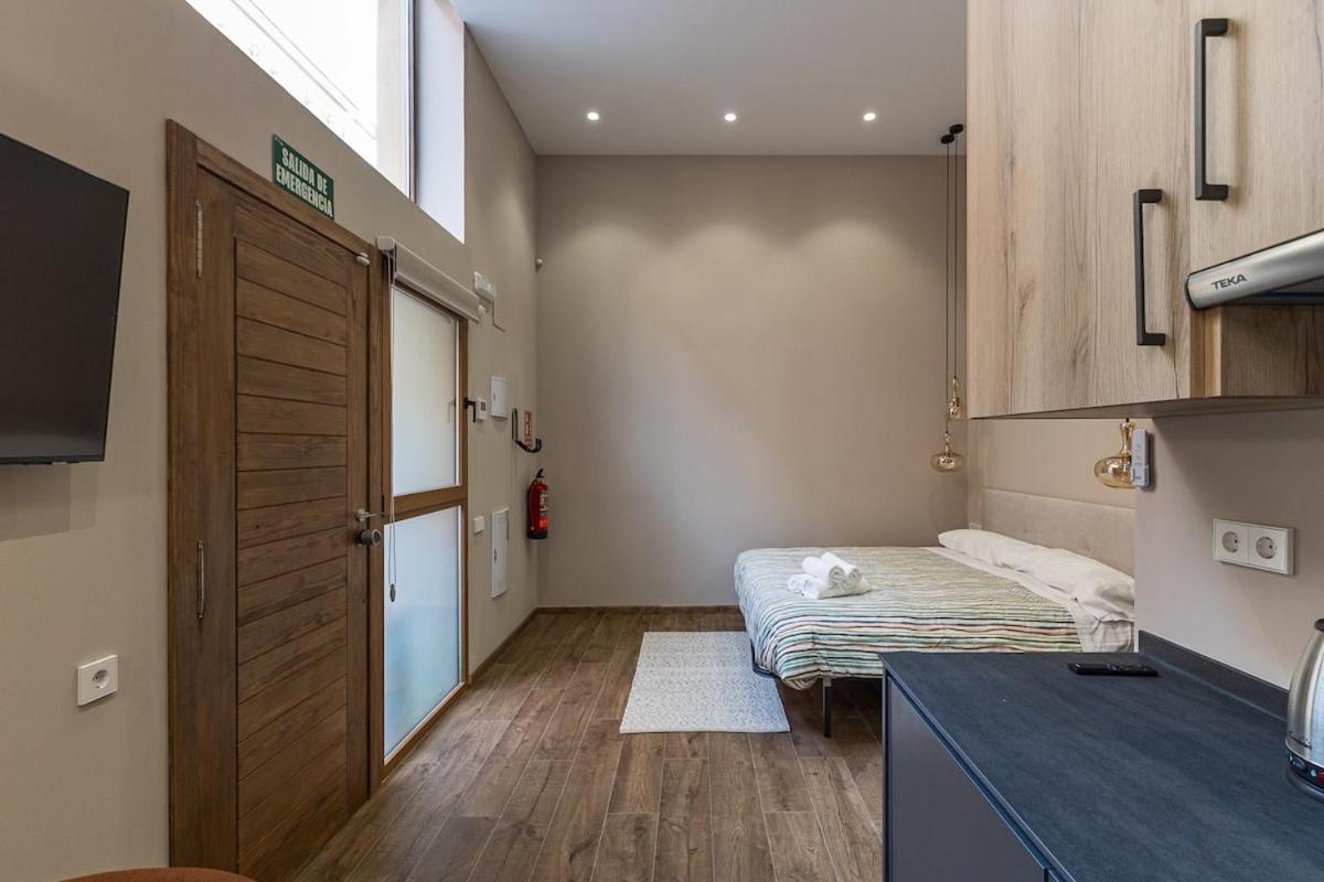 Premium Suite by the Turia River 4